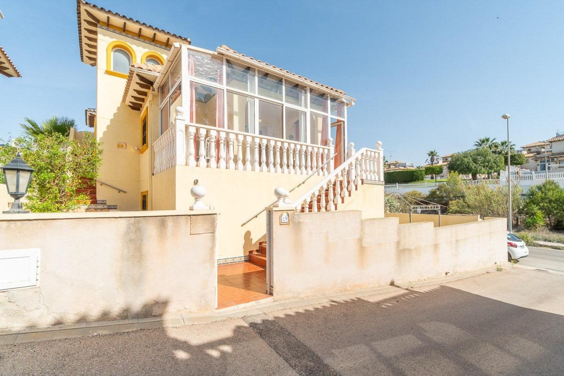 Resale - Villa - Orihuela Costa - La Zenia