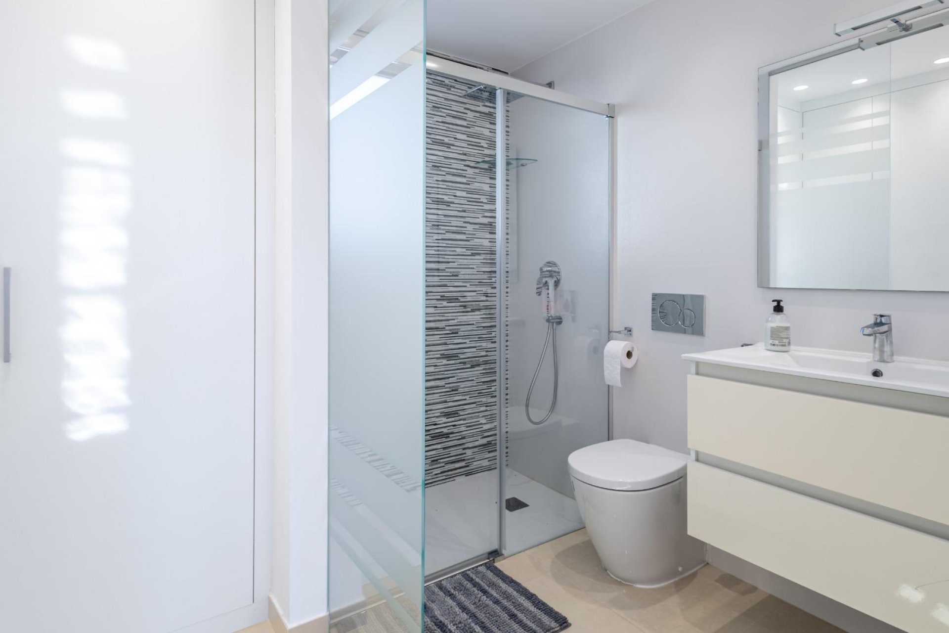 Resale - Villa - Orihuela Costa - PAU 8