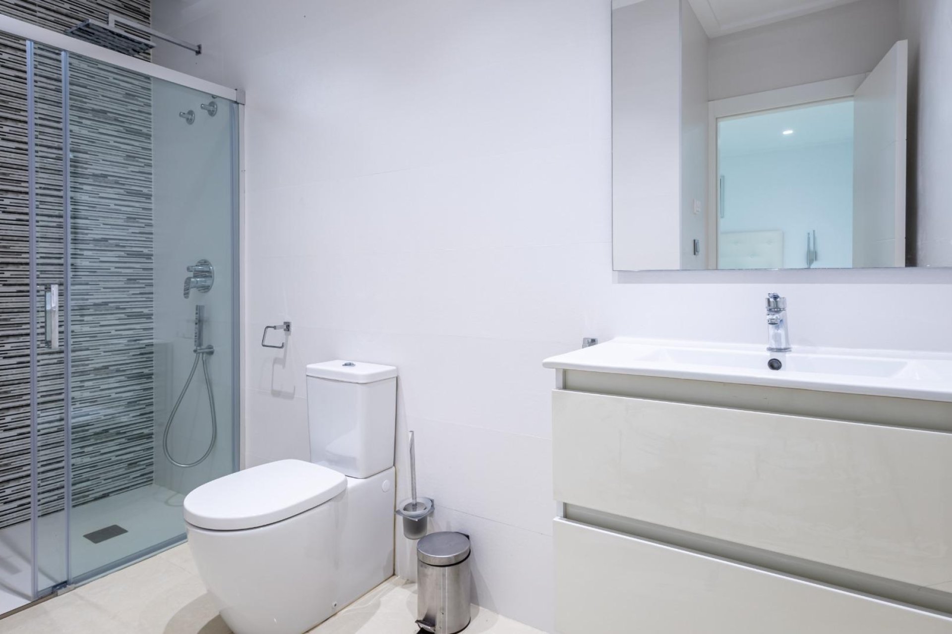 Resale - Villa - Orihuela Costa - PAU 8