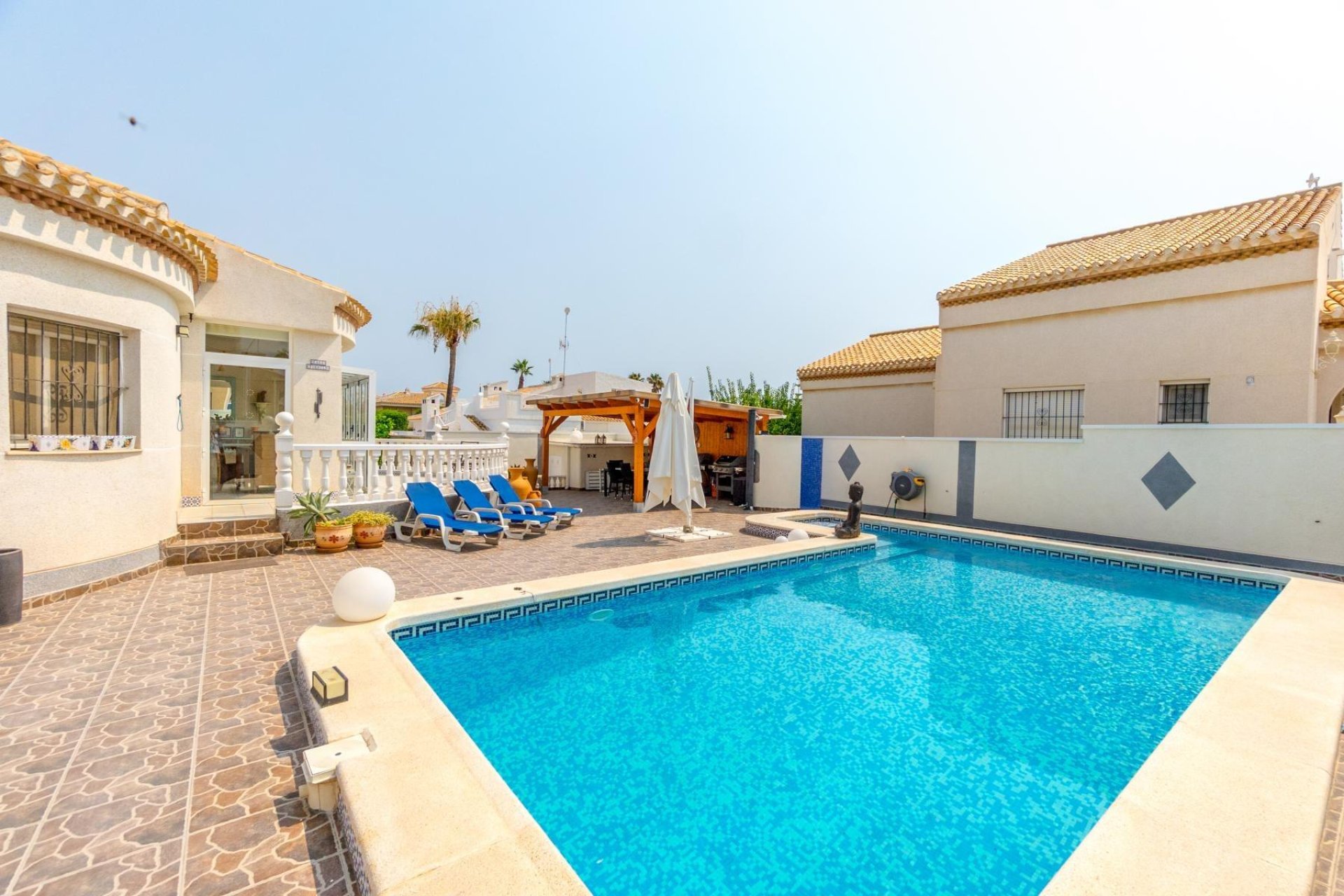 Resale - Villa - Orihuela Costa - Playa Flamenca