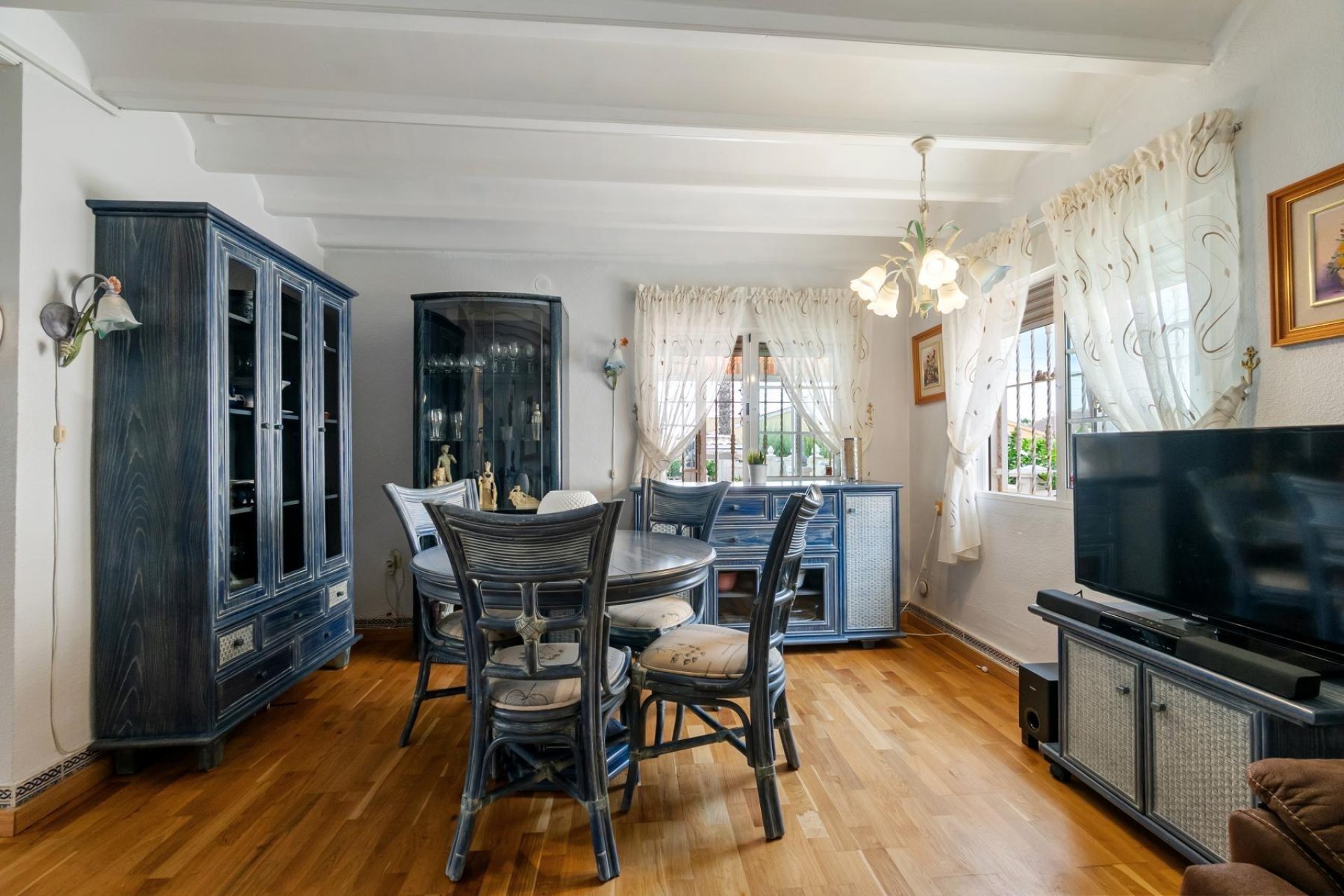 Resale - Villa - Orihuela Costa - Punta Prima