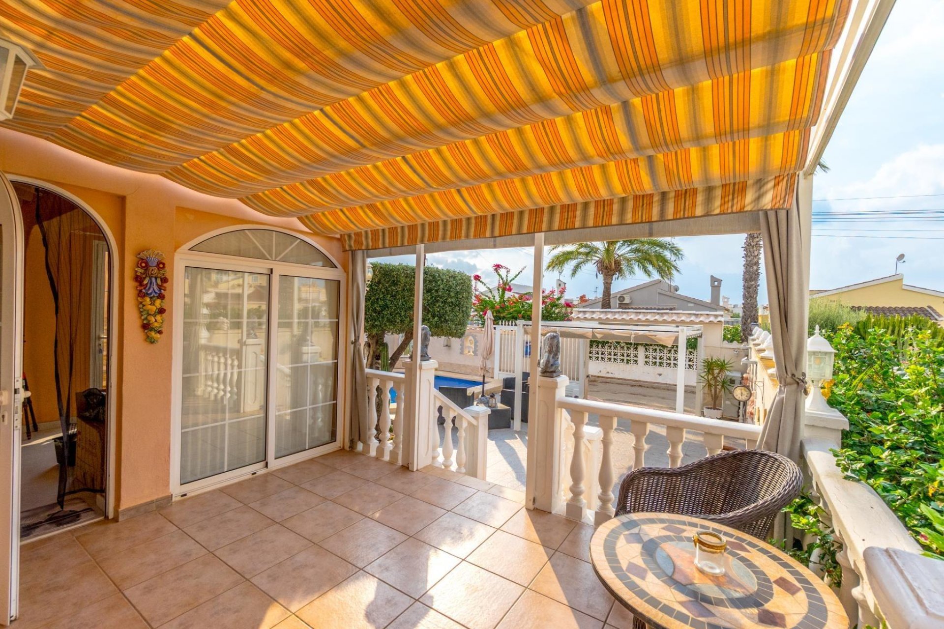 Resale - Villa - Orihuela Costa - Punta Prima