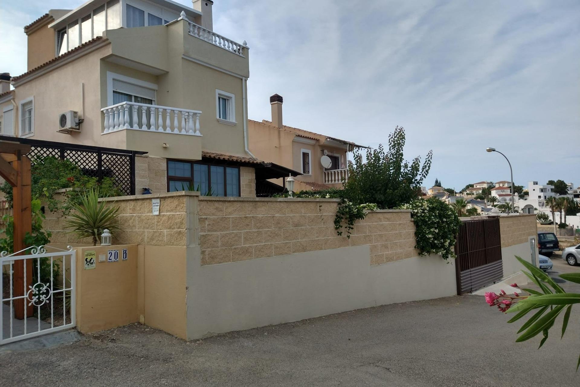 Resale - Villa - Orihuela Costa - Villamartín