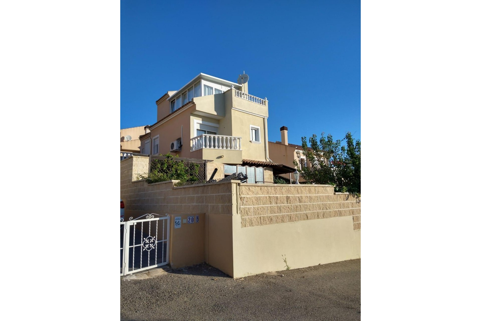 Resale - Villa - Orihuela Costa - Villamartín