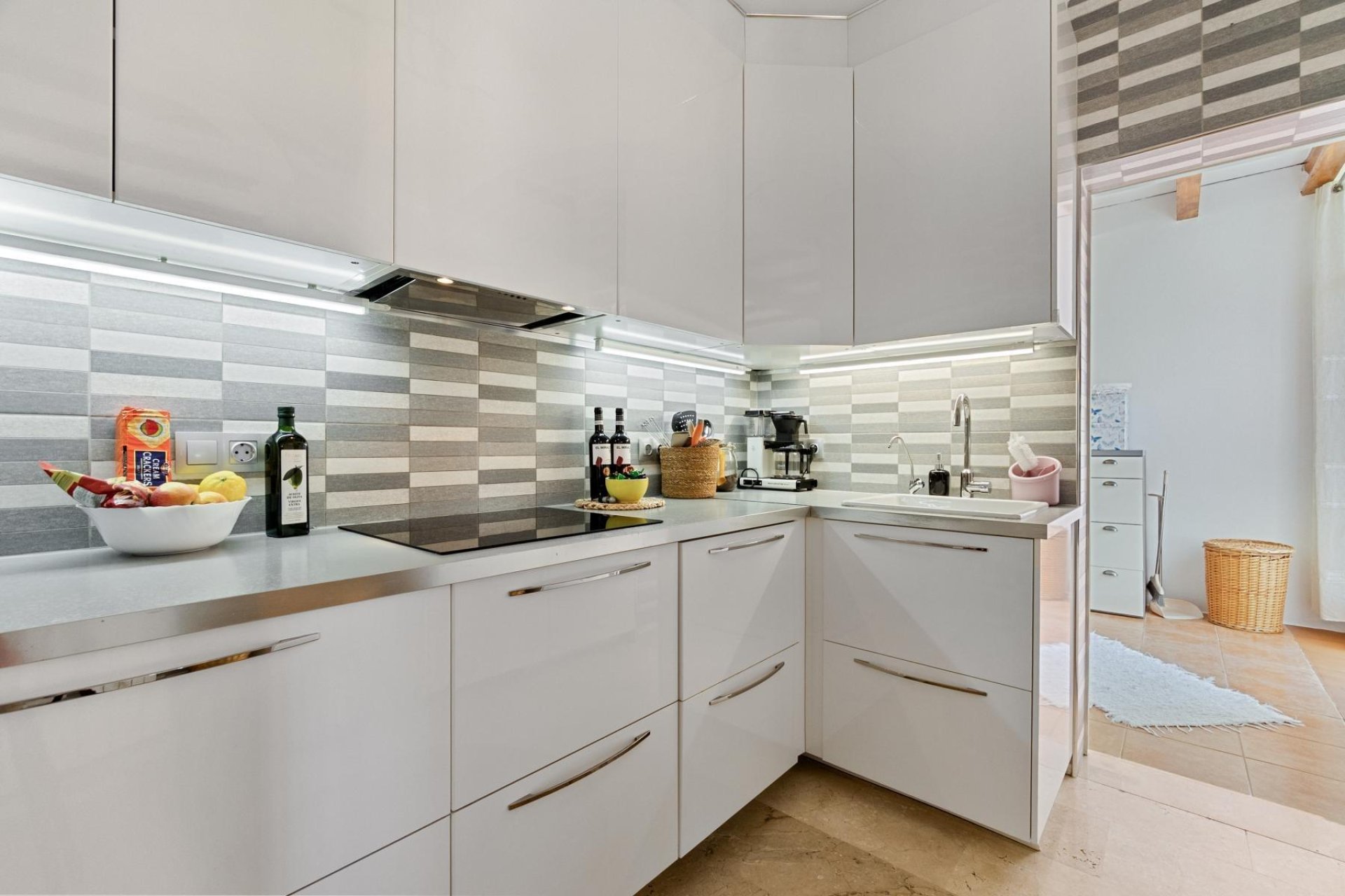 Resale - Villa - San Miguel de Salinas - Ciudad de las comunicaciones