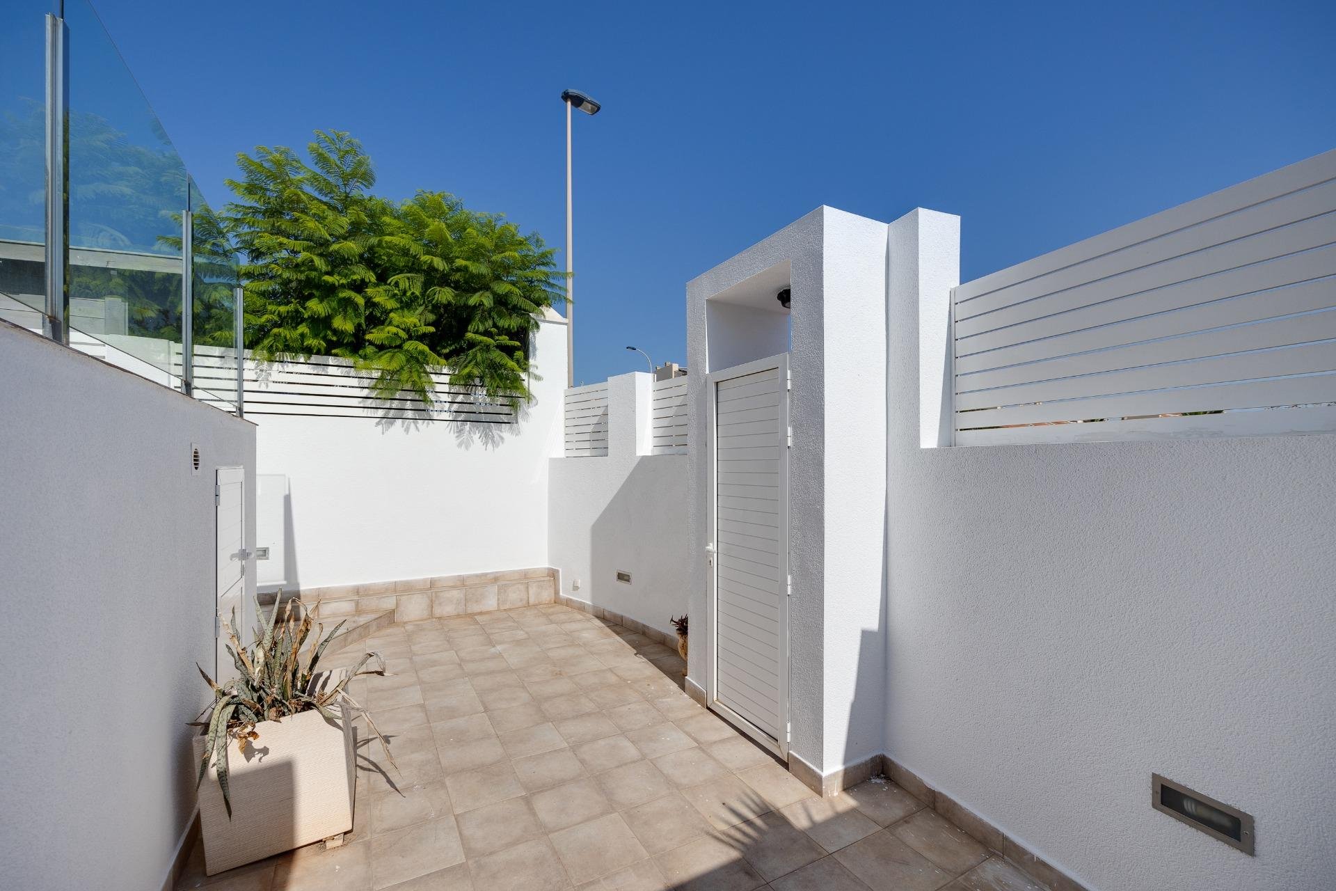 Resale - Villa - Torrevieja - Aguas Nuevas