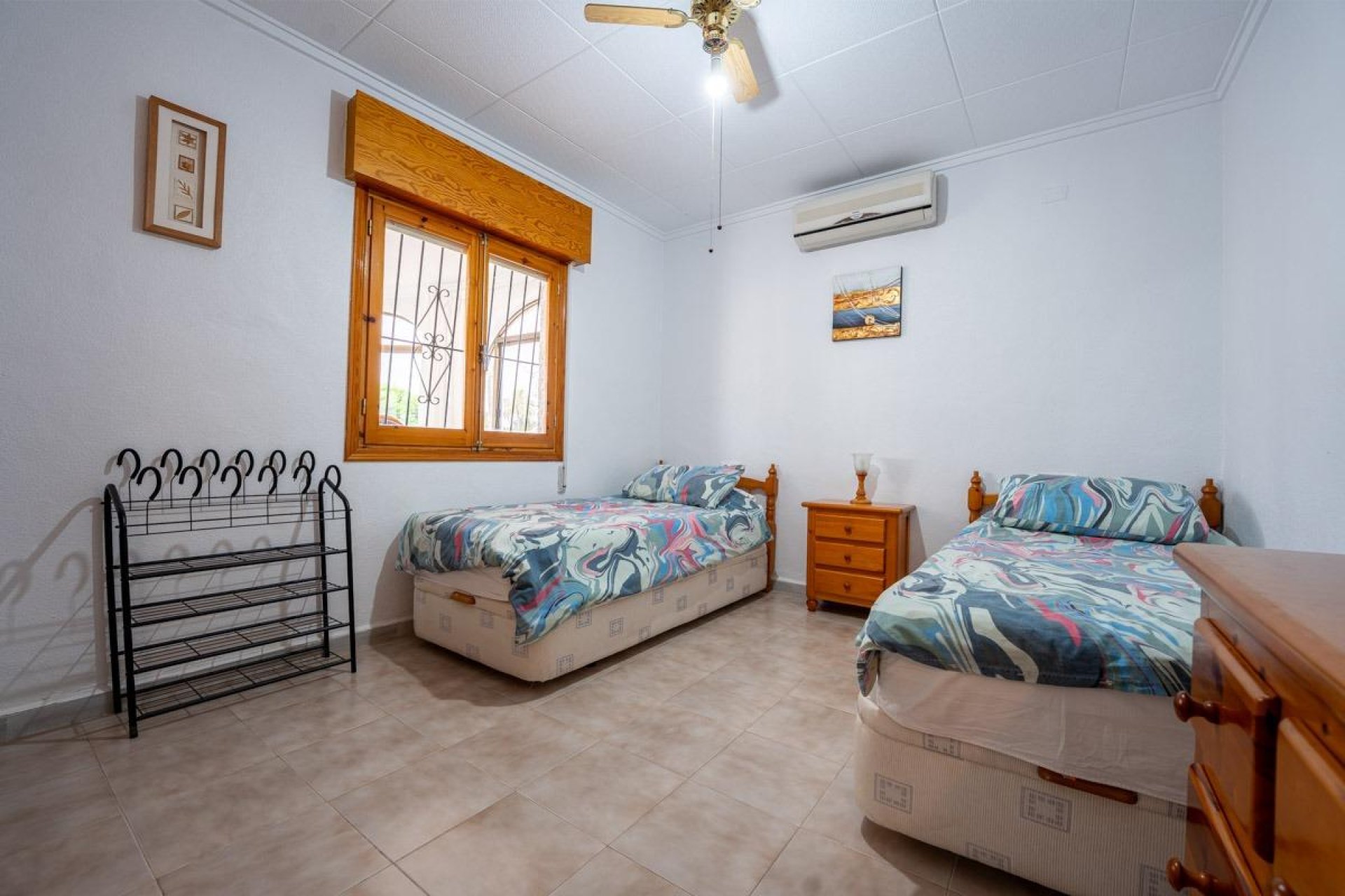 Resale - Villa - Torrevieja - La Siesta - El Salado - Torreta