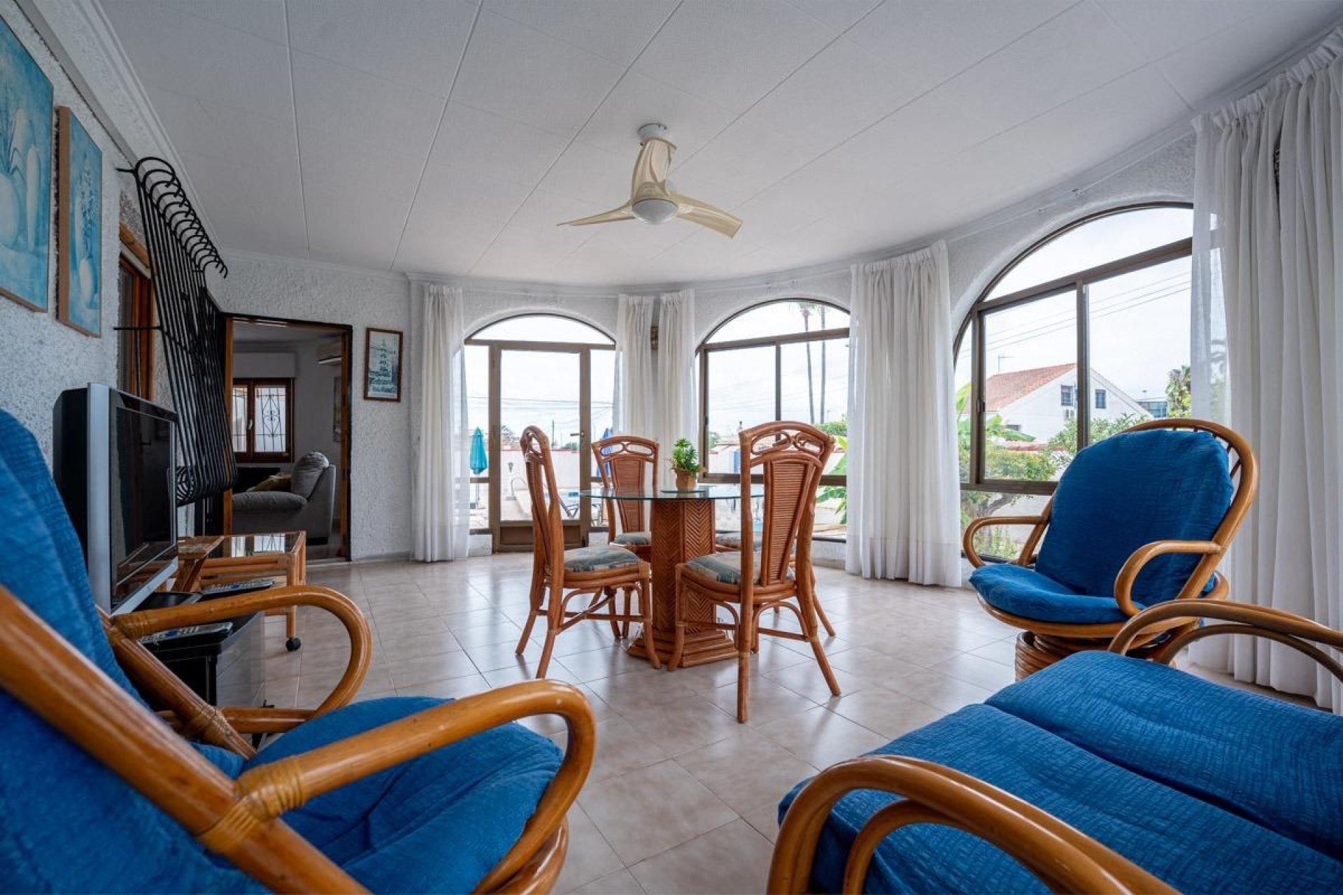 Resale - Villa - Torrevieja - La Siesta - El Salado - Torreta