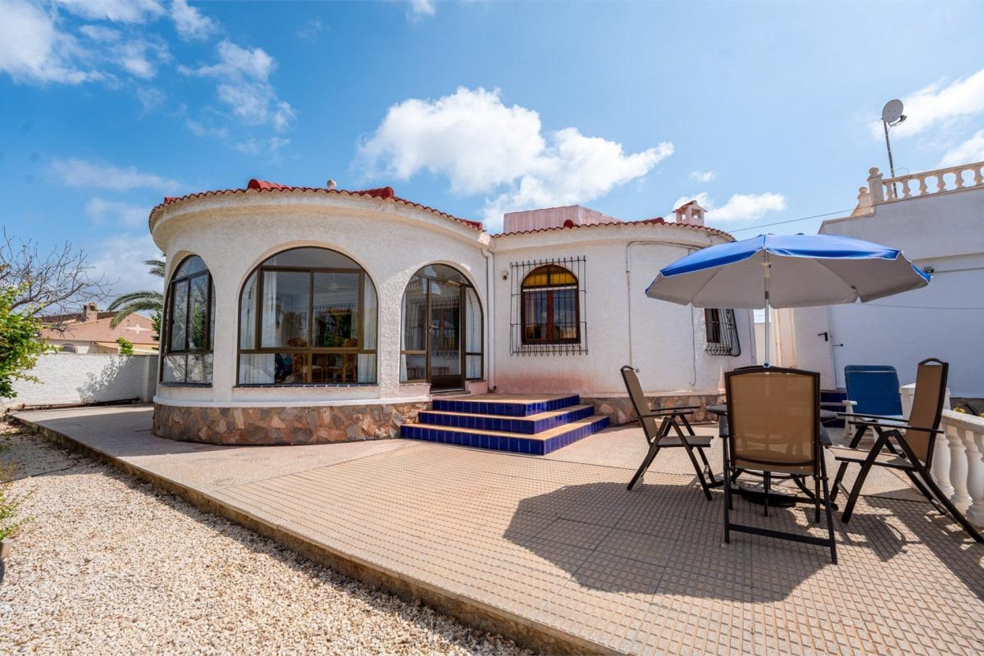 Resale - Villa - Torrevieja - La Siesta - El Salado - Torreta