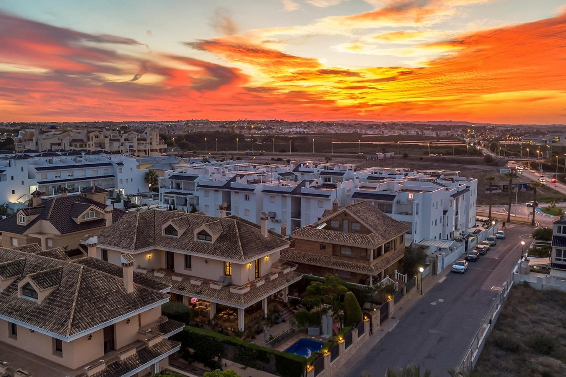 Resale - Villa - Torrevieja - La veleta