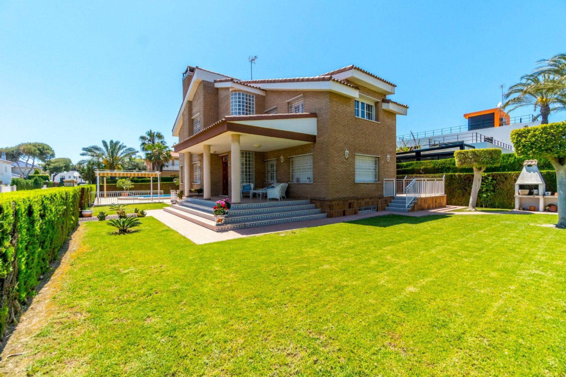 Resale - Villa - Torrevieja - La veleta