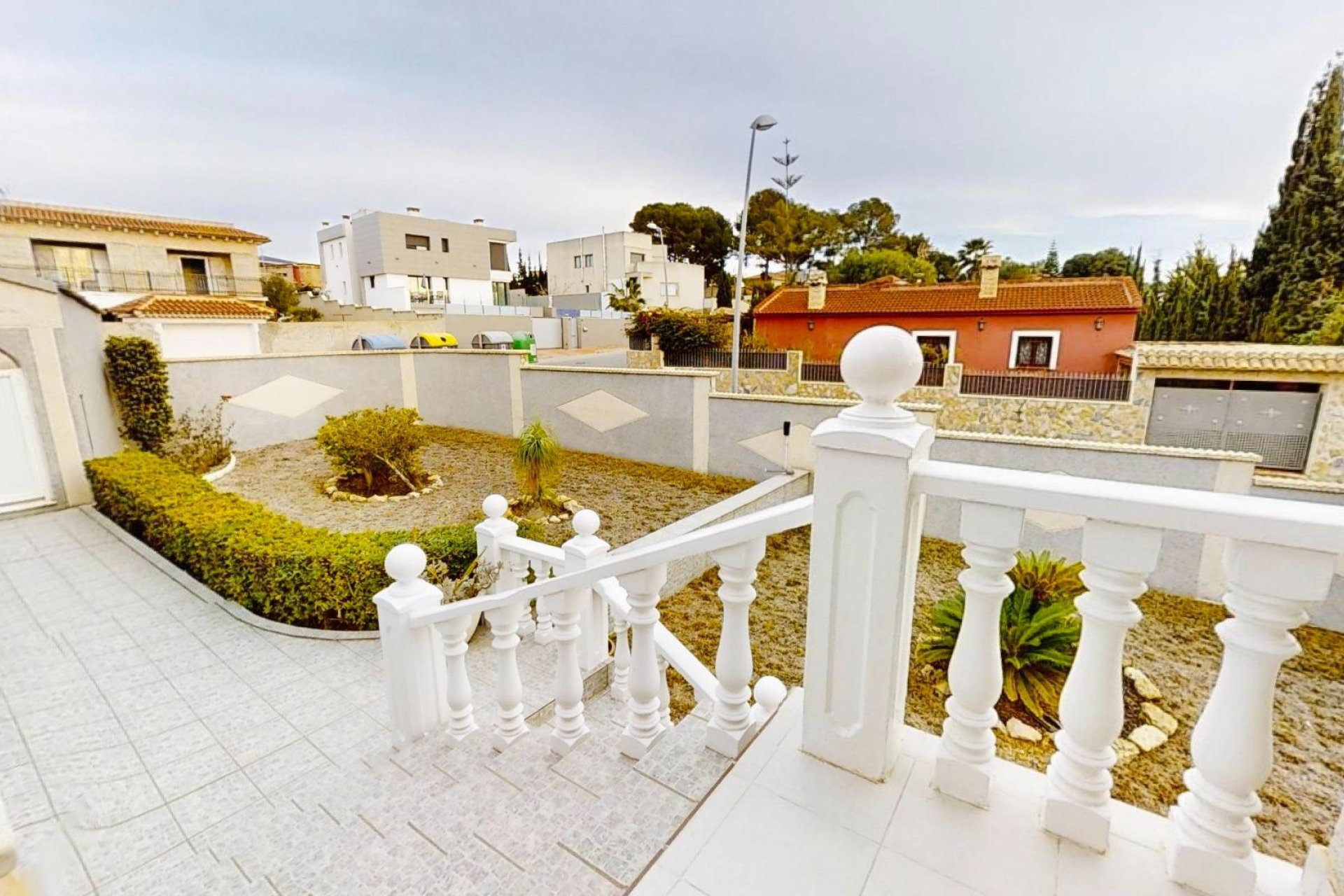 Resale - Villa - Torrevieja - Lago jardin