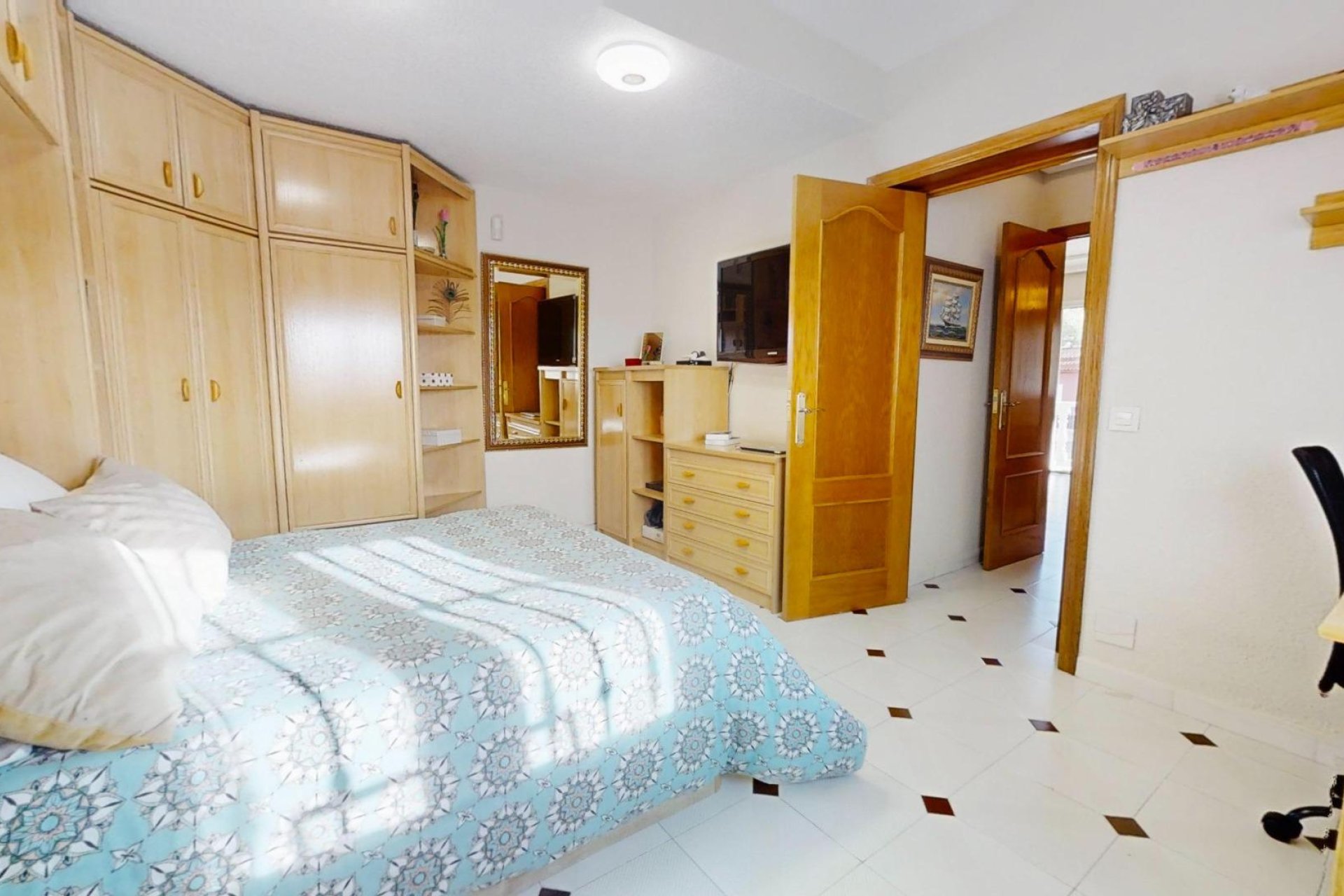 Resale - Villa - Torrevieja - Lago jardin