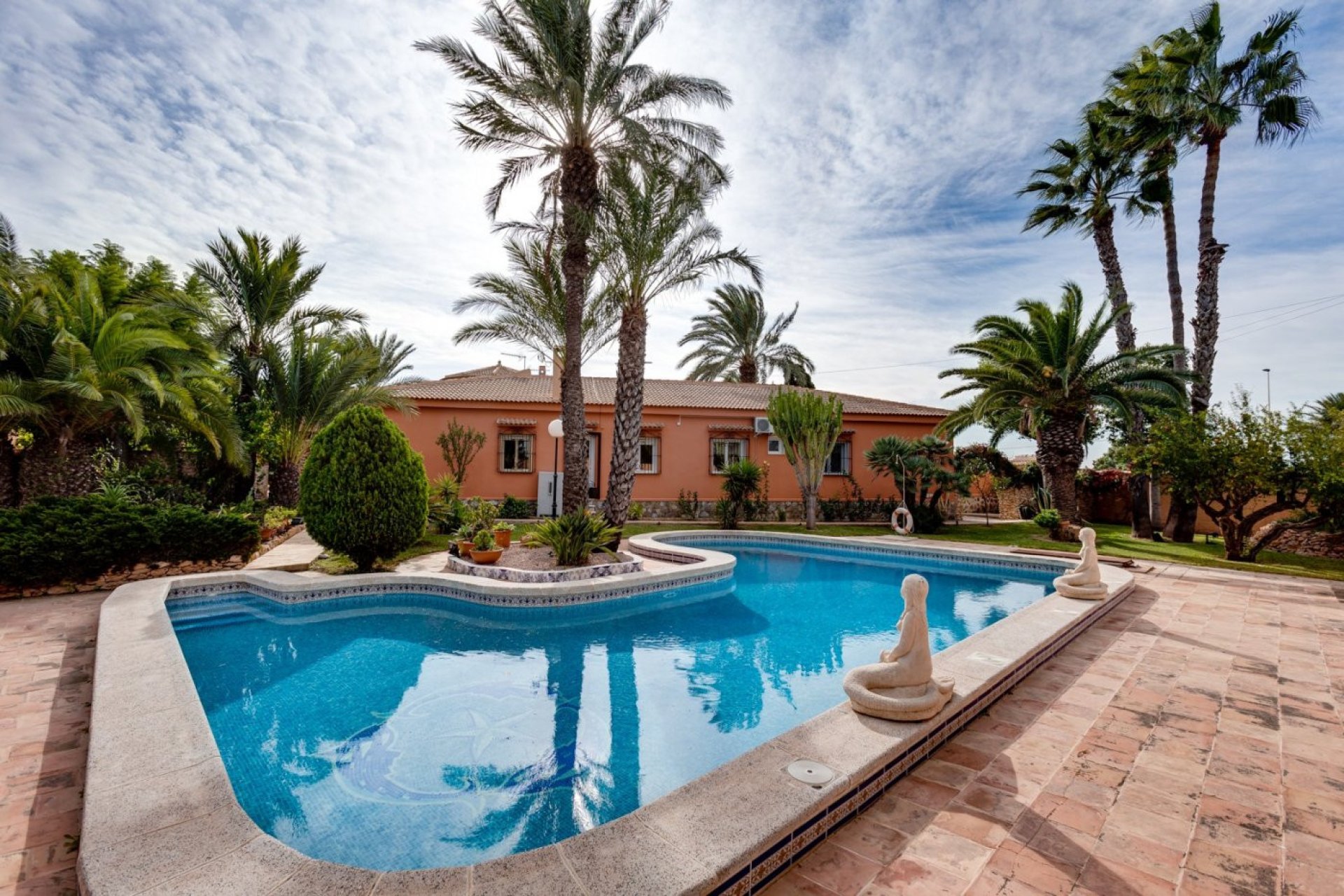 Resale - Villa - Torrevieja - San luis