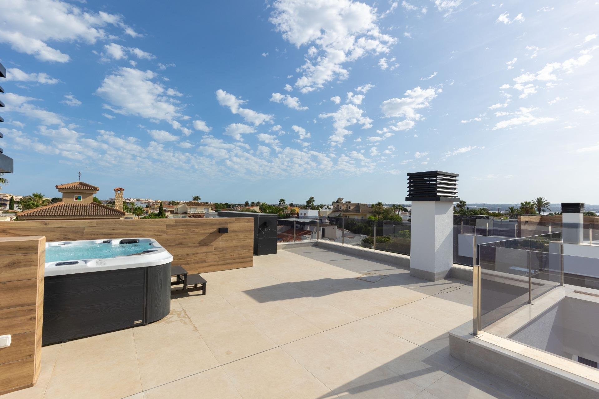 Resale - Villa - Torrevieja - Torreta florida