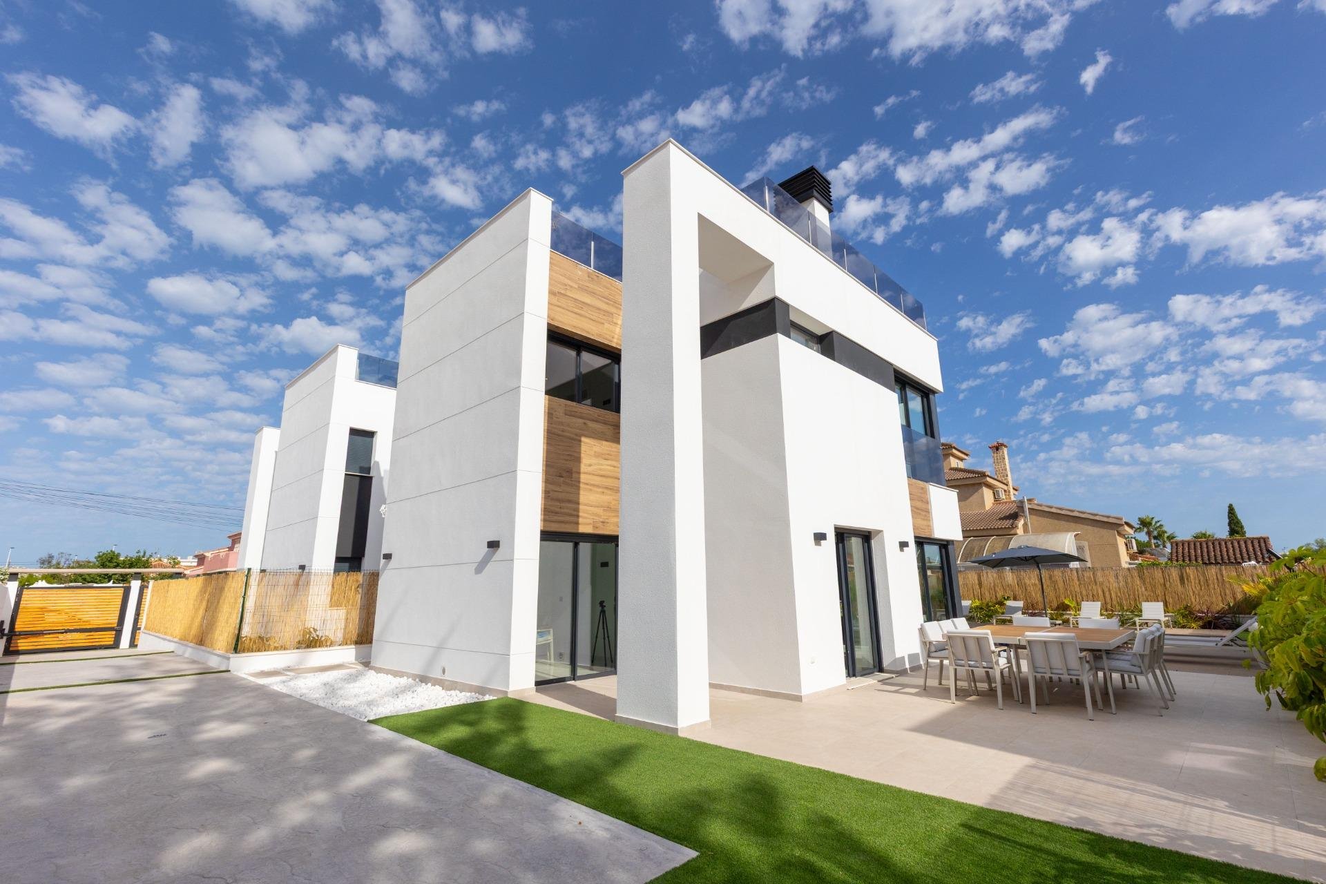 Resale - Villa - Torrevieja - Torreta florida