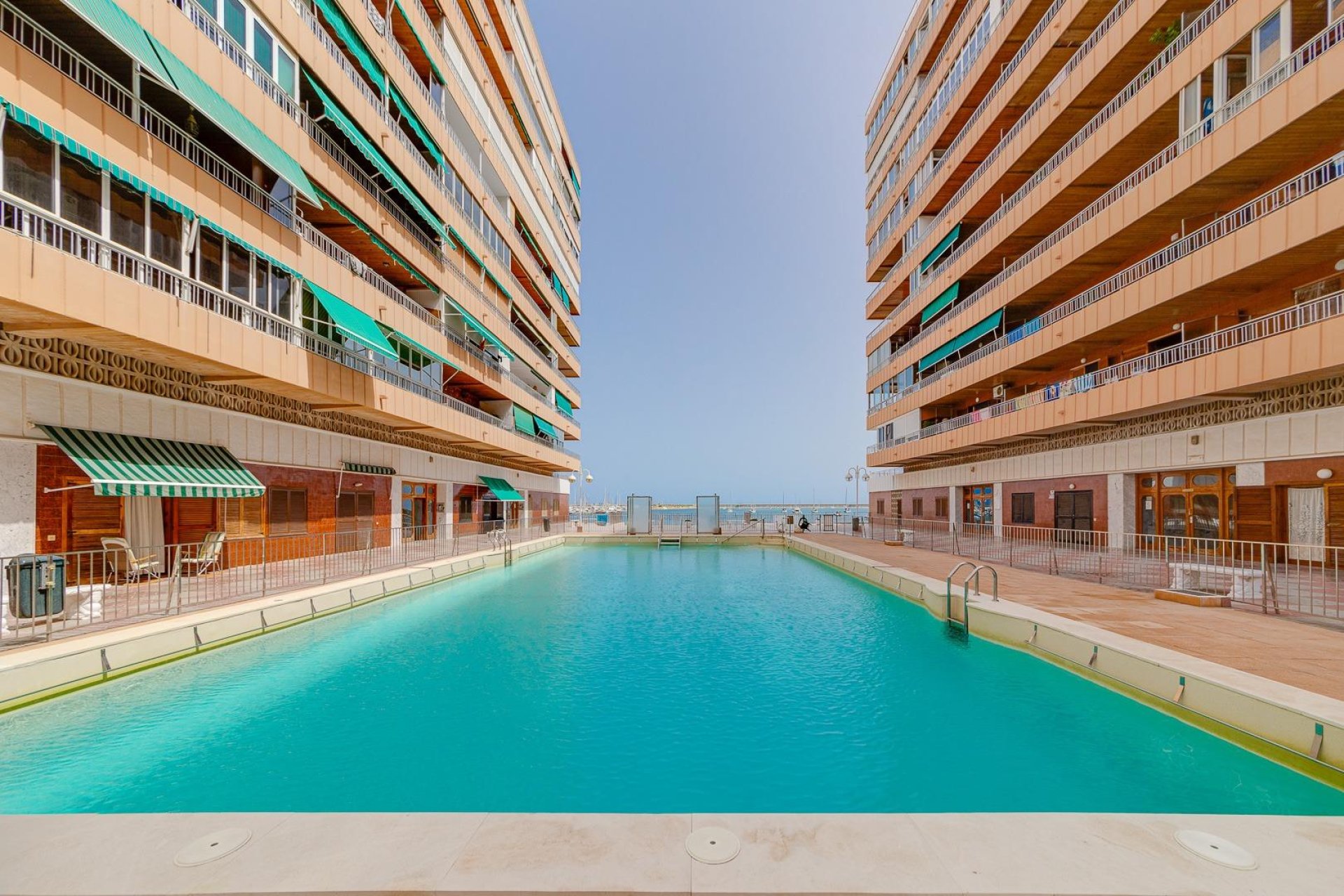 Reventa - Apartamento - Torrevieja - Acequion