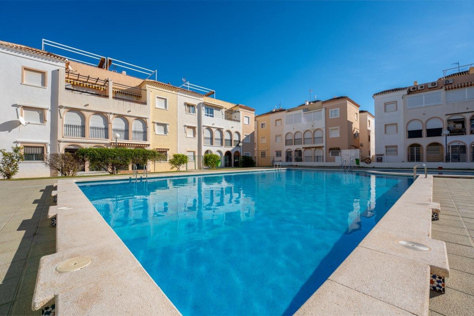 Reventa - Apartamento - Torrevieja - El Acequión - Los Náufragos