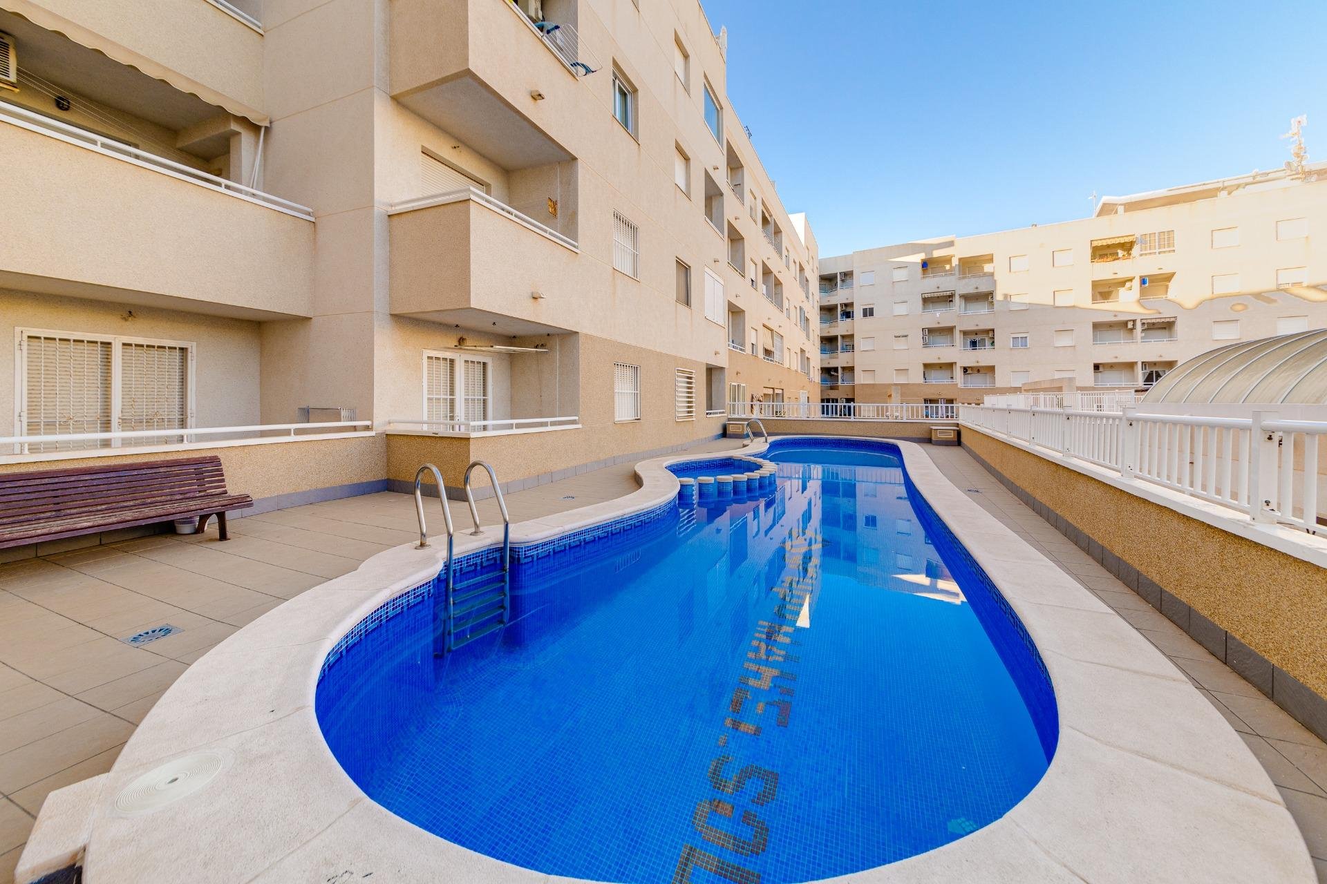 Reventa - Apartamento - Torrevieja - El molino