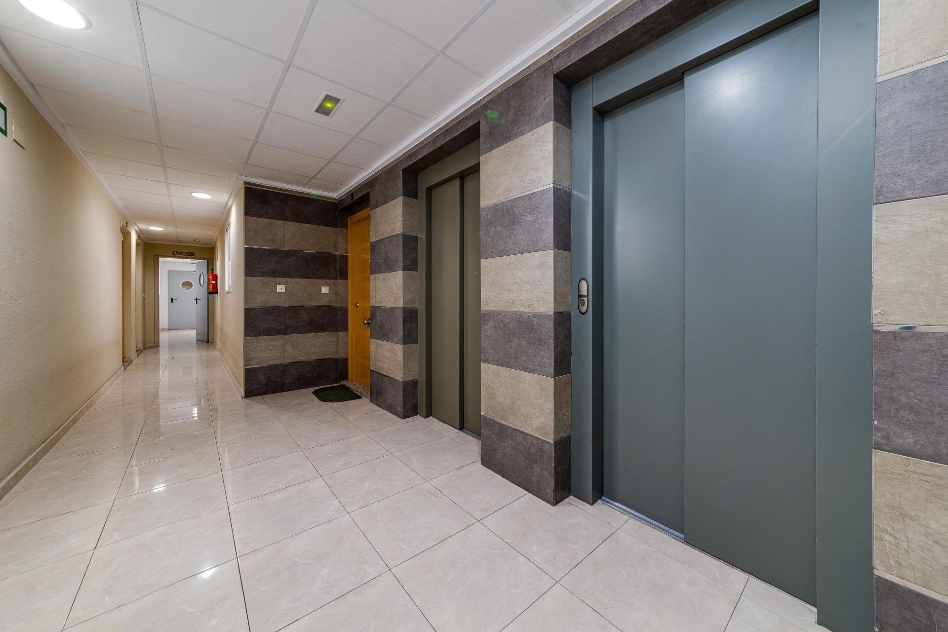 Reventa - Apartamento - Torrevieja - El molino