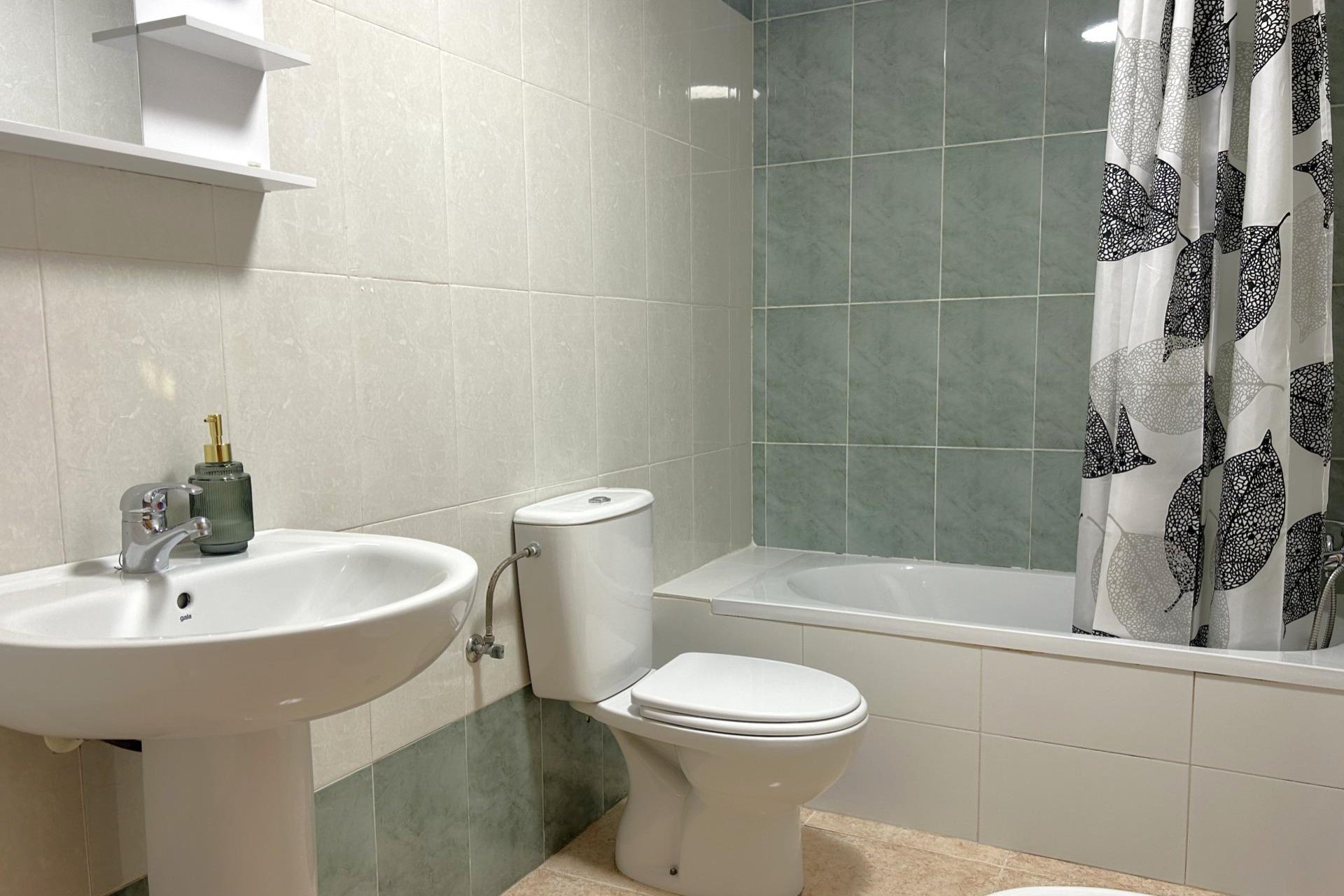 Reventa - Apartamento - Torrevieja - El molino