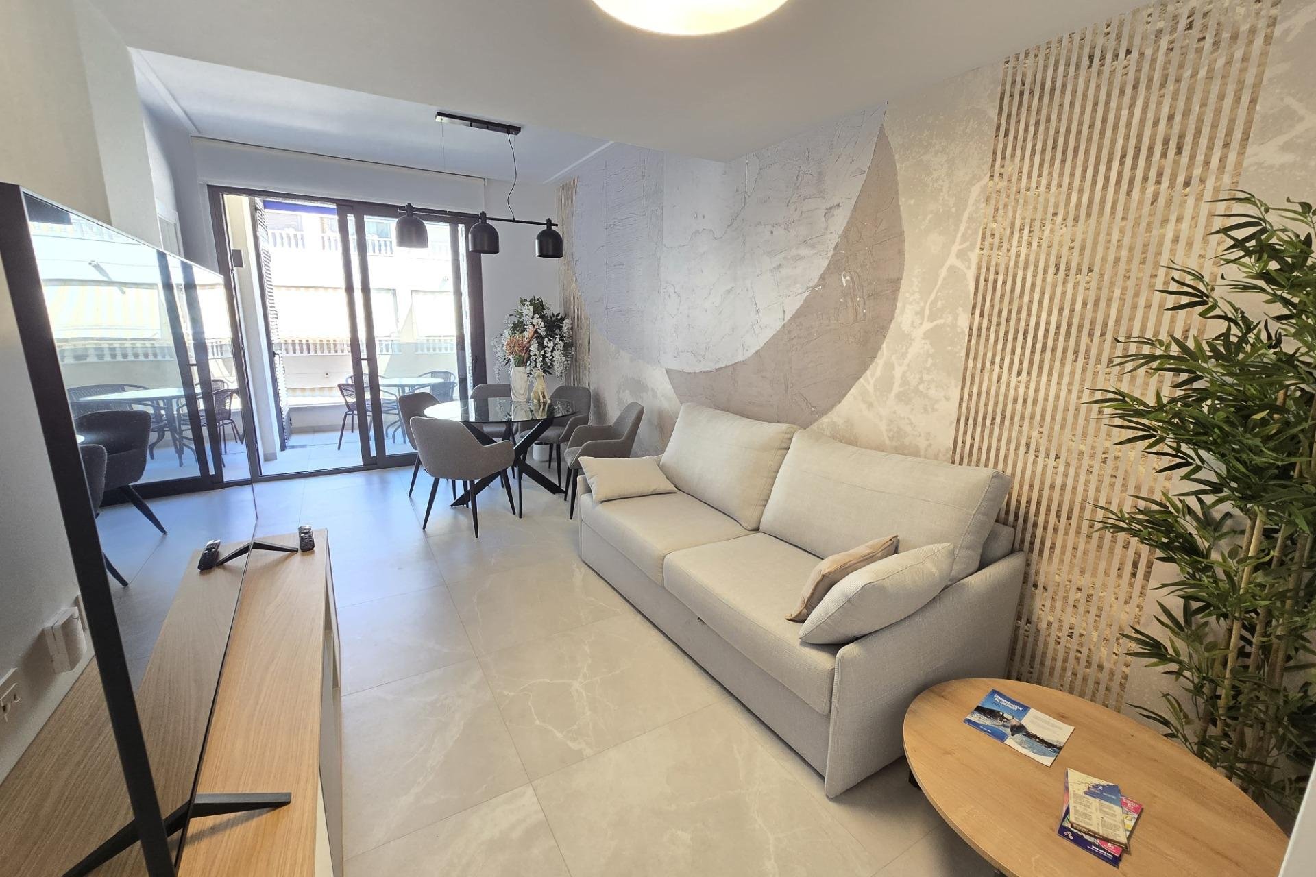 Reventa - Apartamento - Torrevieja - Estacion de autobuses