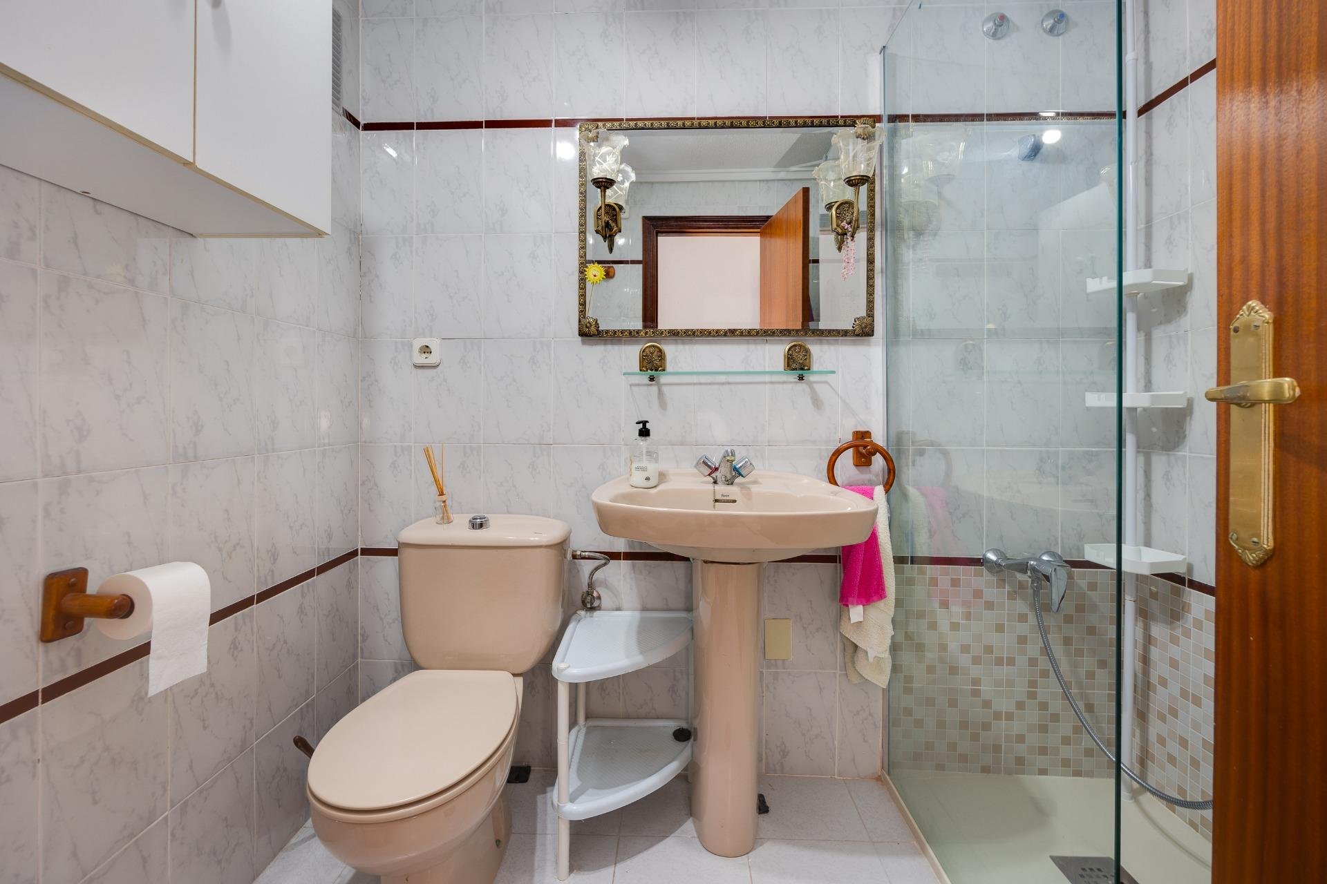 Reventa - Apartamento - Torrevieja - Las Piscinas Naturales