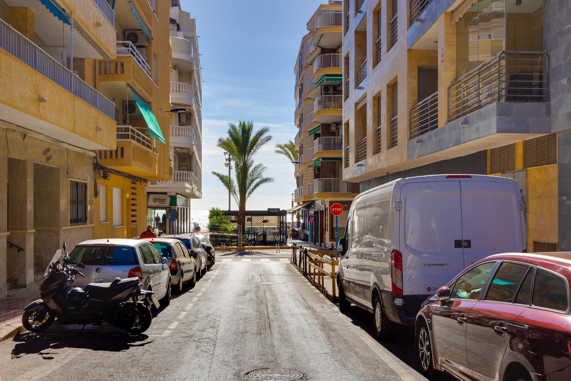 Reventa - Apartamento - Torrevieja - Las Piscinas Naturales