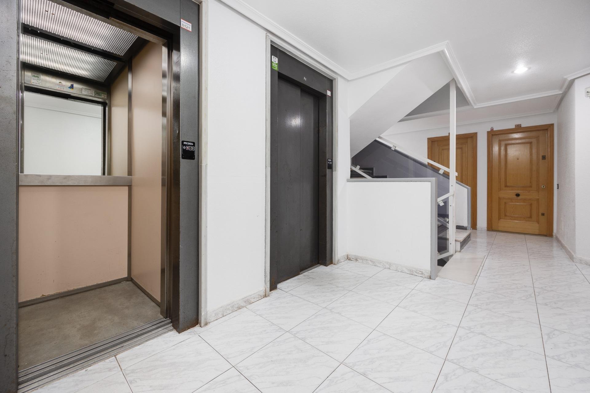 Reventa - Apartamento - Torrevieja - Playa de los Locos