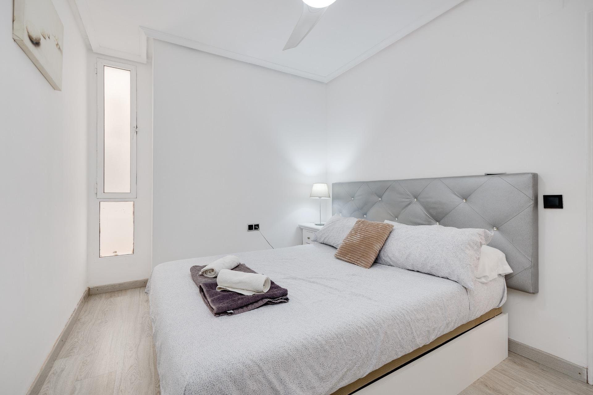 Reventa - Apartamento - Torrevieja - Playa de los Locos