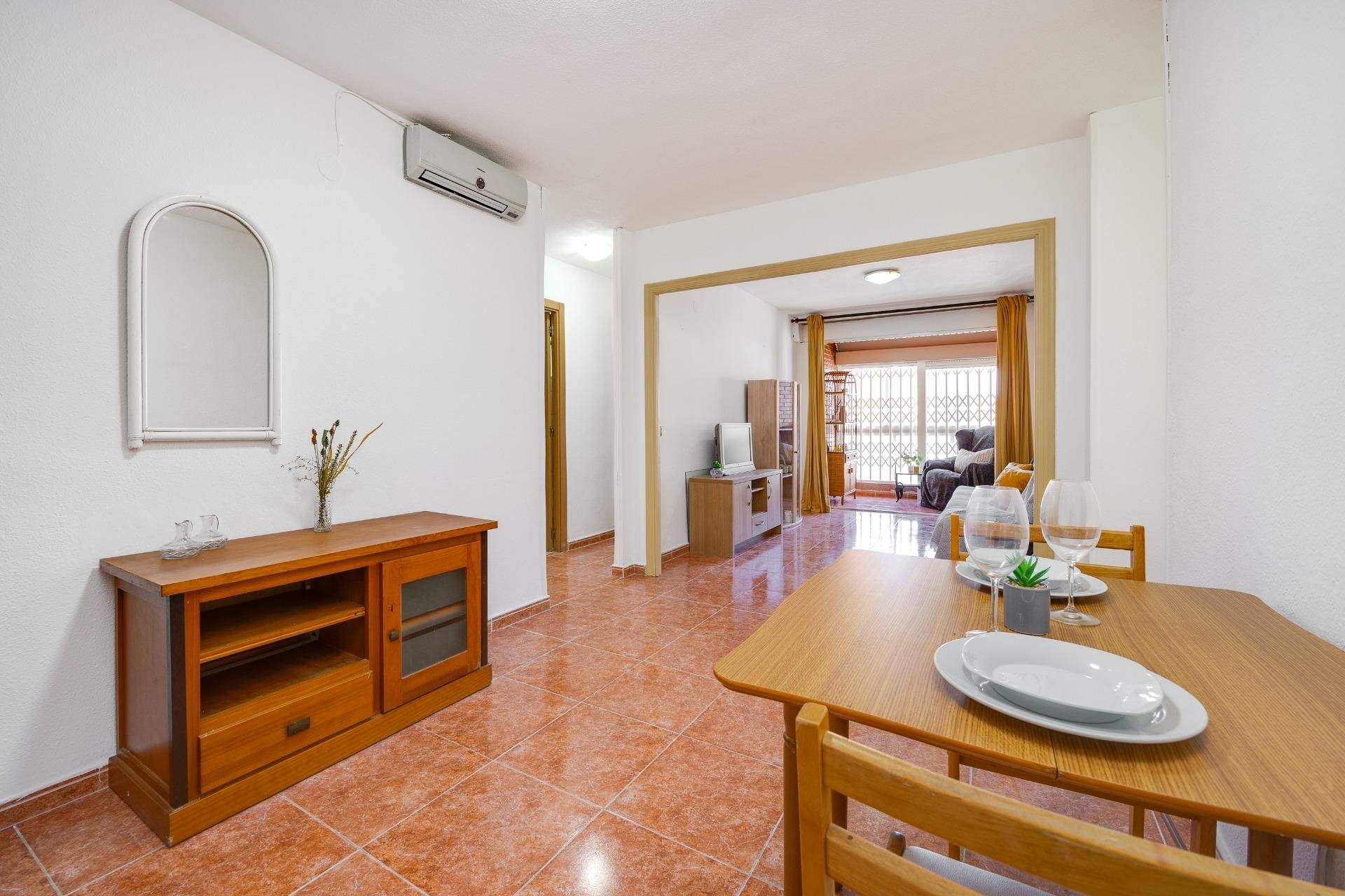 Reventa - Apartamento - Torrevieja - Playa de los Naufragos
