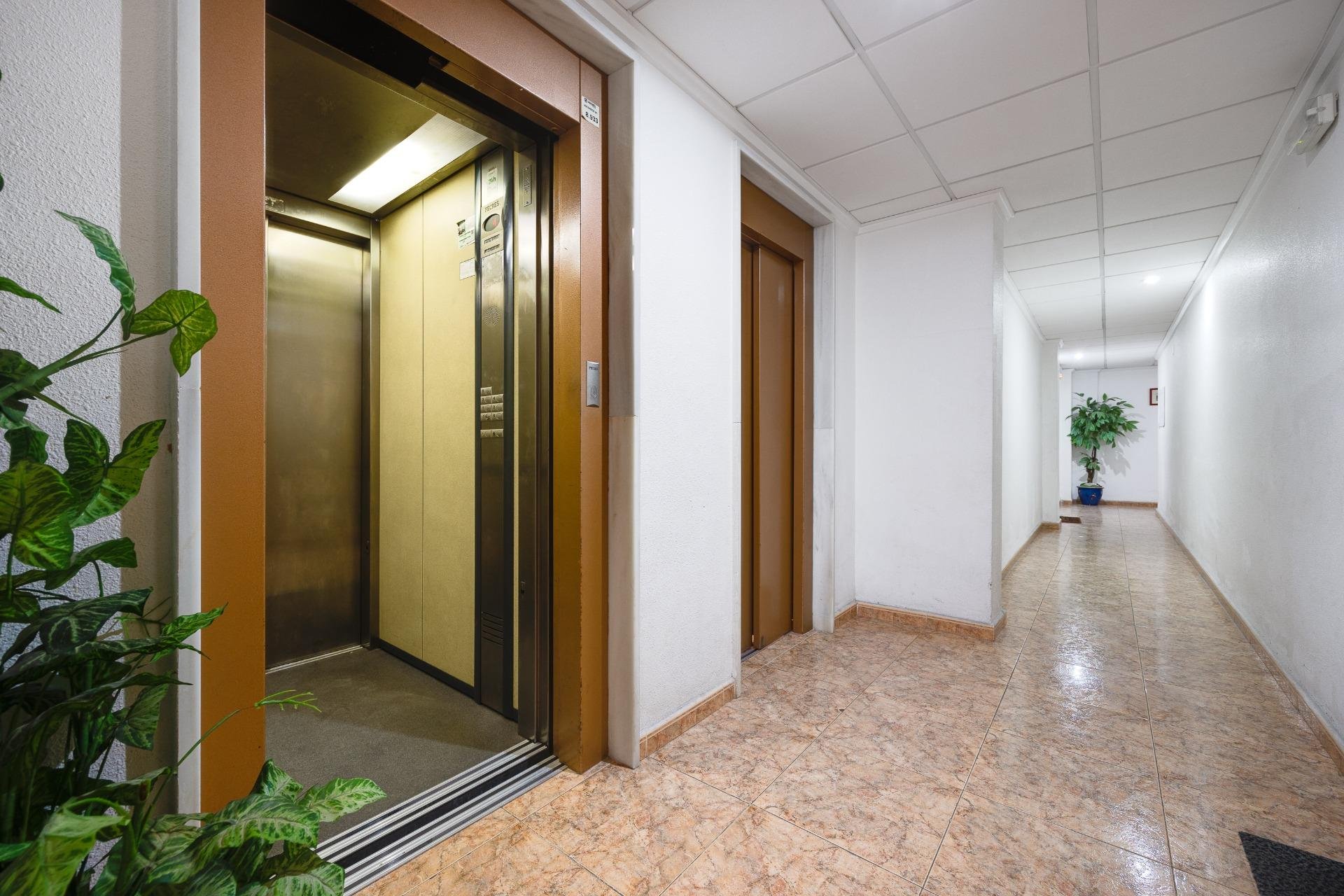 Reventa - Apartamento - Torrevieja - Playa del Cura