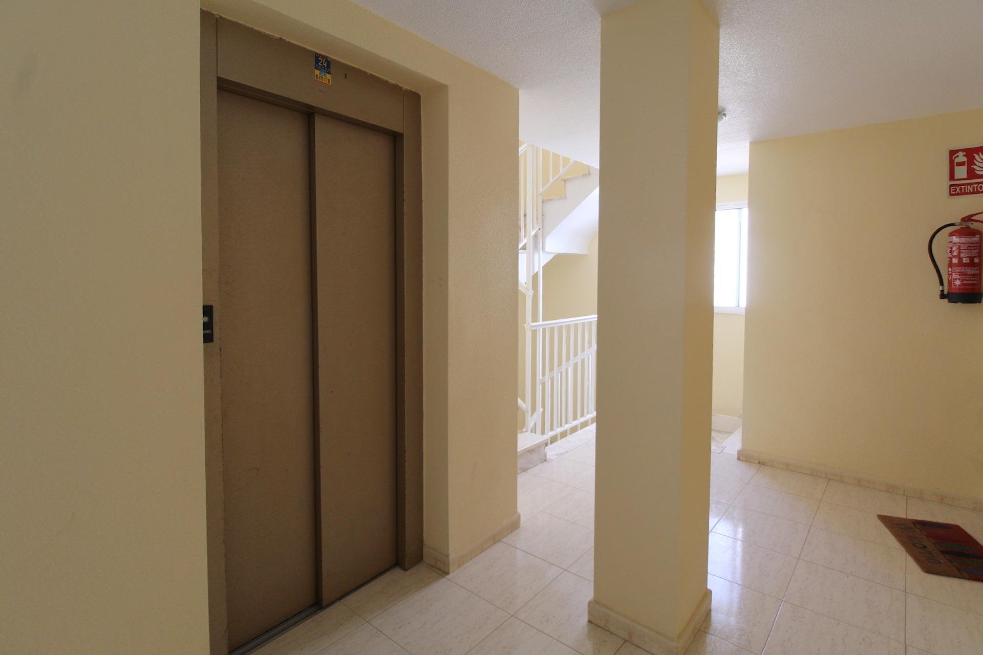 Reventa - Apartamento - Torrevieja - Playa del Cura