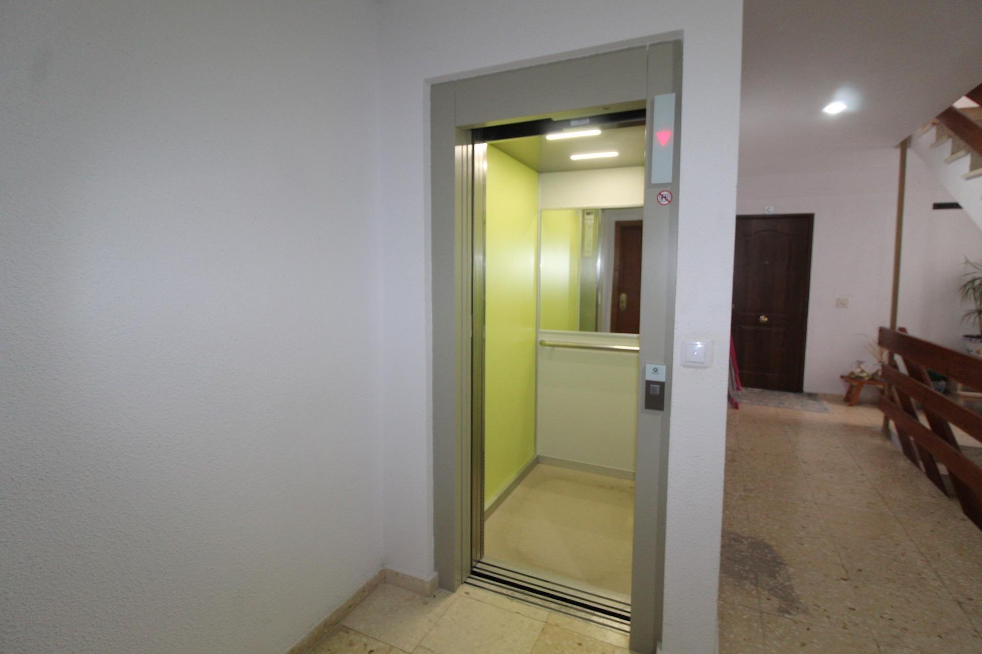 Reventa - Apartamento - Torrevieja - Playa del Cura