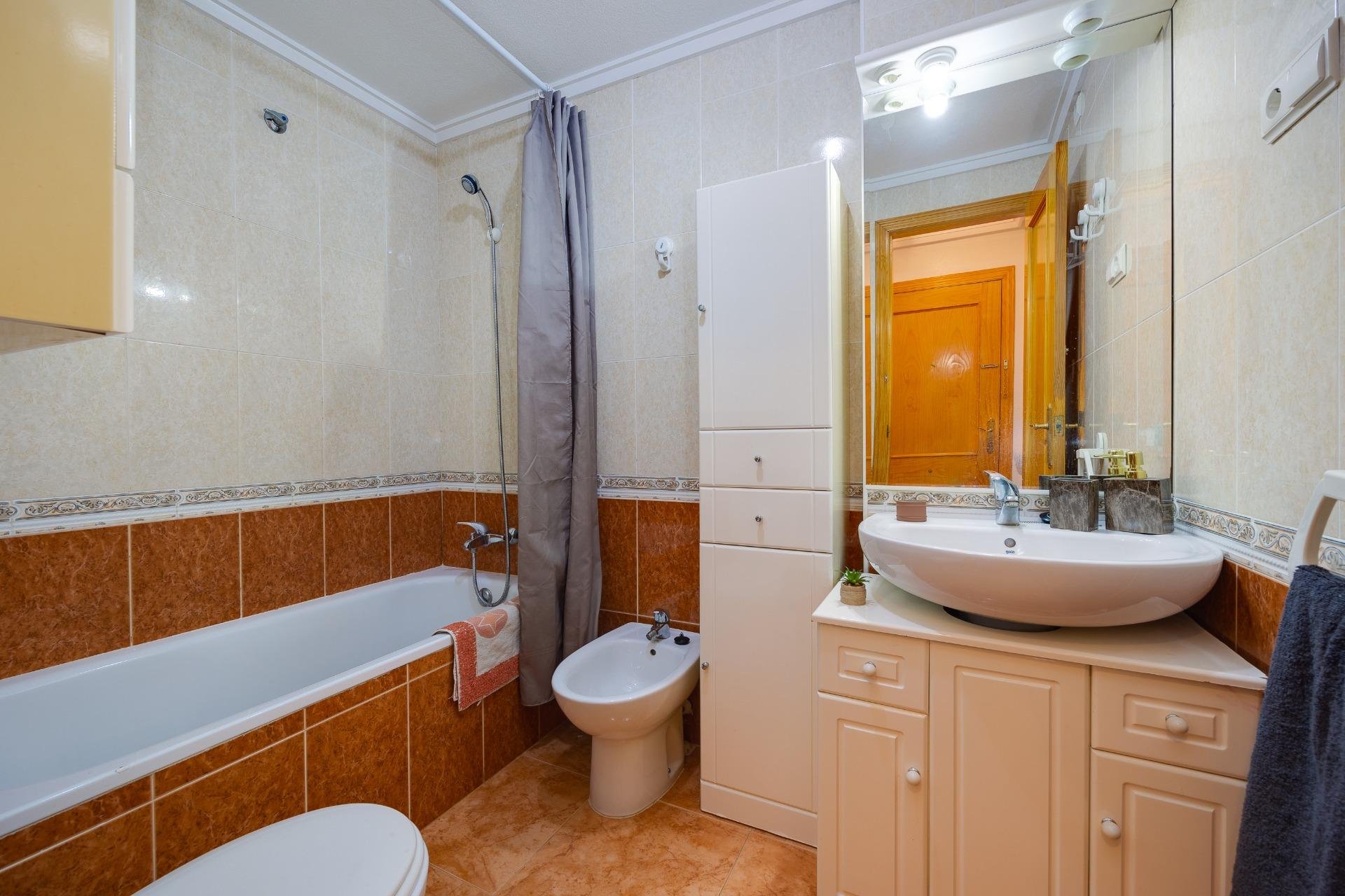 Reventa - Apartamento - Torrevieja - Playa del Cura