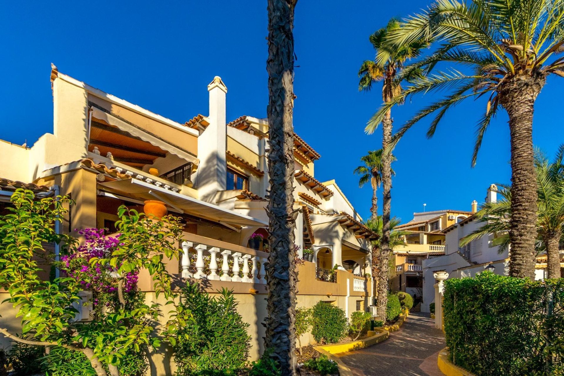 Reventa - Ático Dúplex - Torrevieja - Playa de los Locos