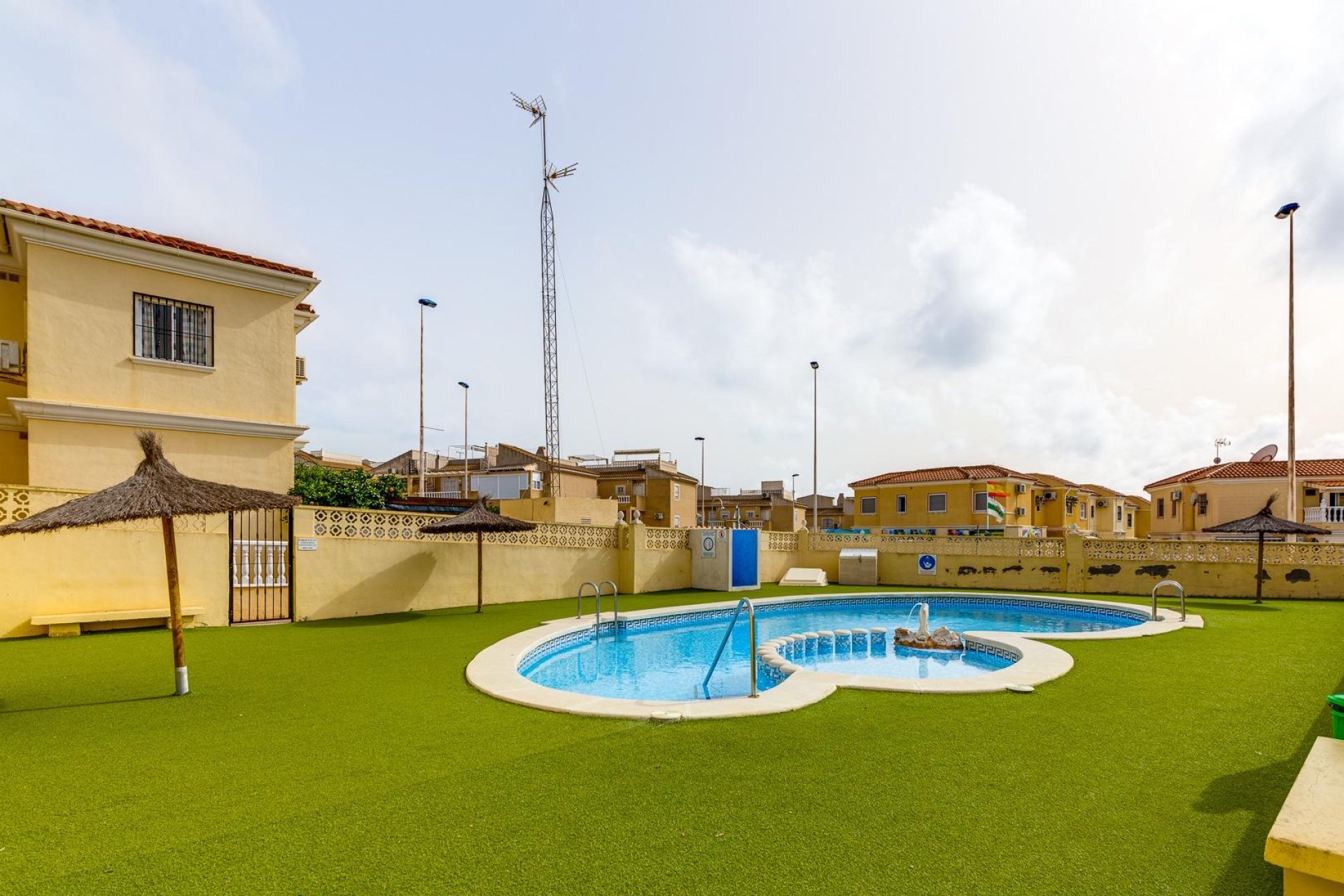 Reventa - Bungalow Planta Alta - Torrevieja - Aguas nuevas 2