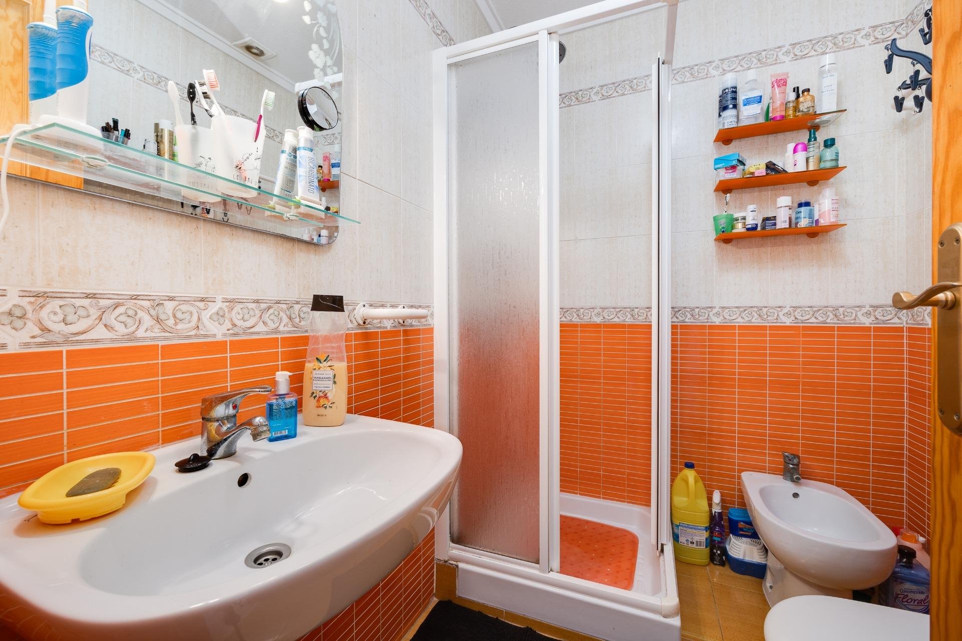 Reventa - Bungalow Planta Alta - Torrevieja - Aguas Nuevas