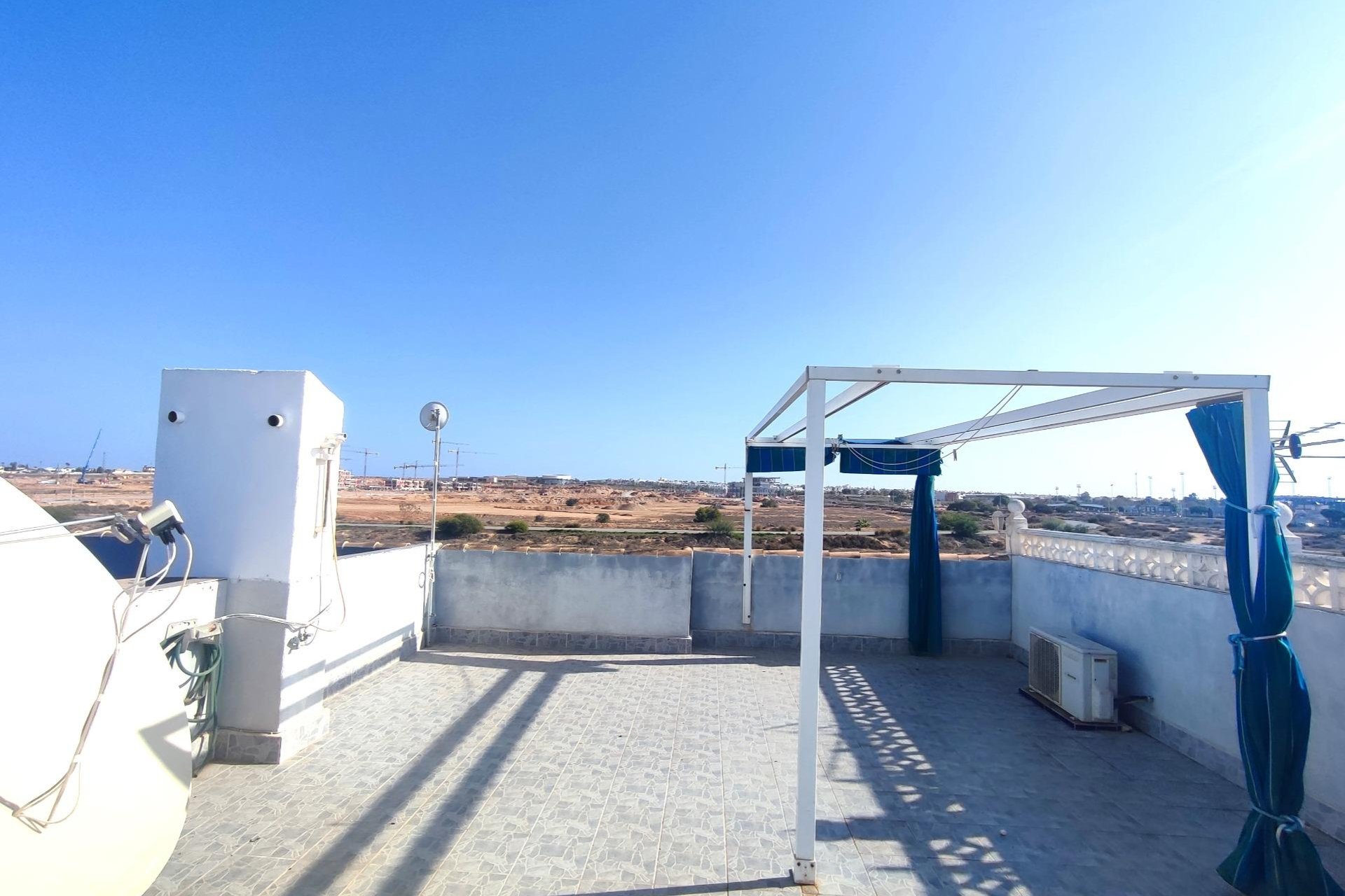 Reventa - Bungalow Planta Alta - Torrevieja - Doña ines