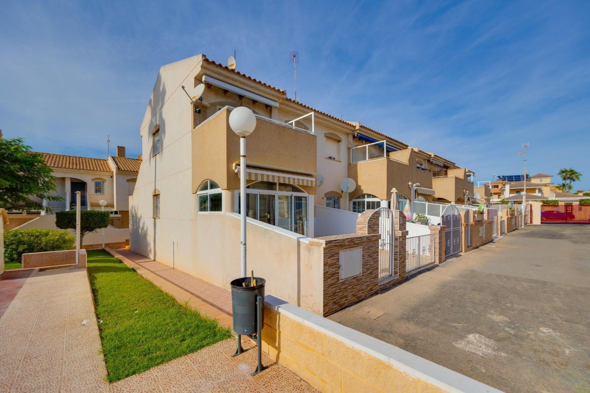Reventa - Bungalow Planta Baja - Torrevieja - Aguas nuevas 2