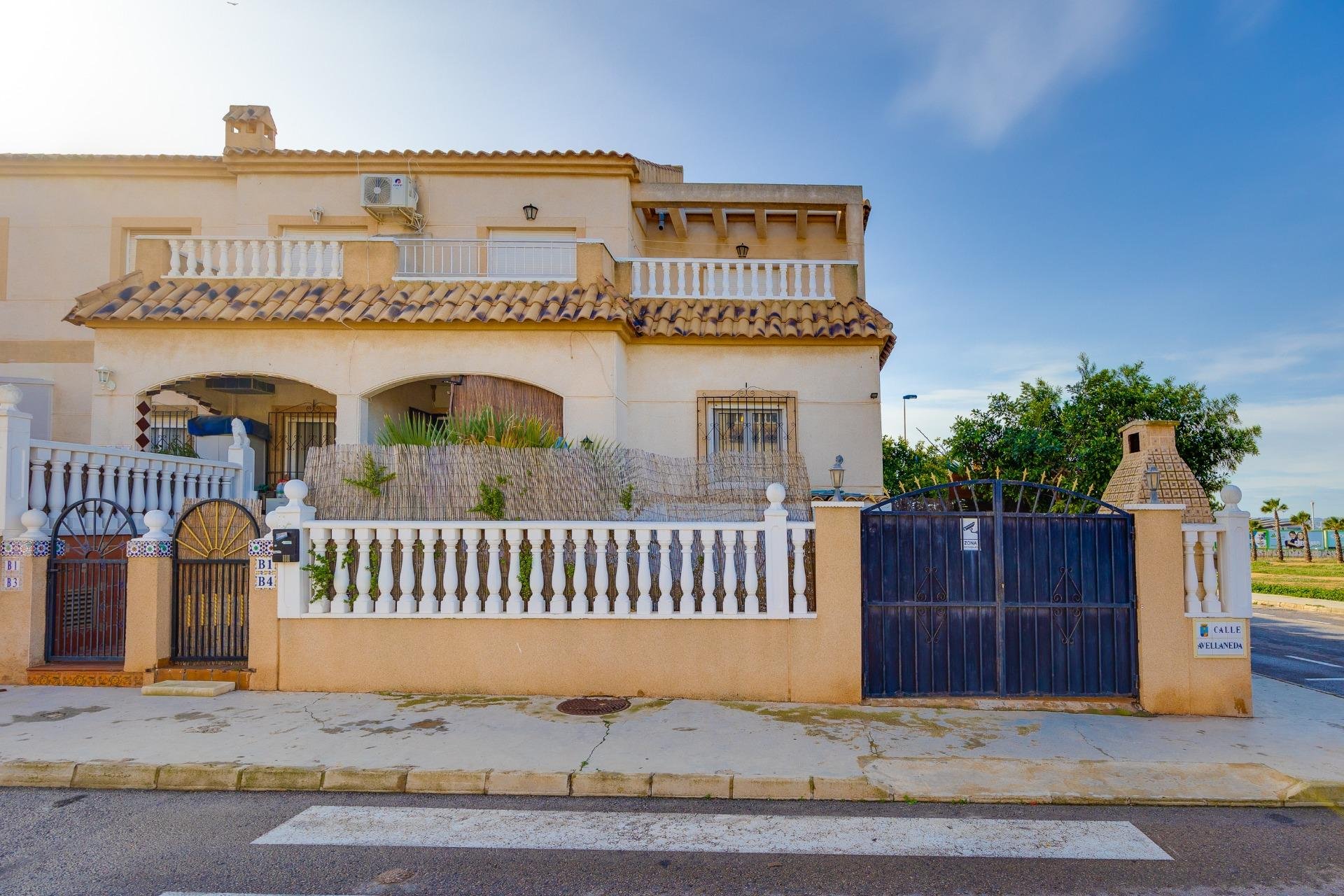 Reventa - Bungalow Planta Baja - Torrevieja - Aguas Nuevas