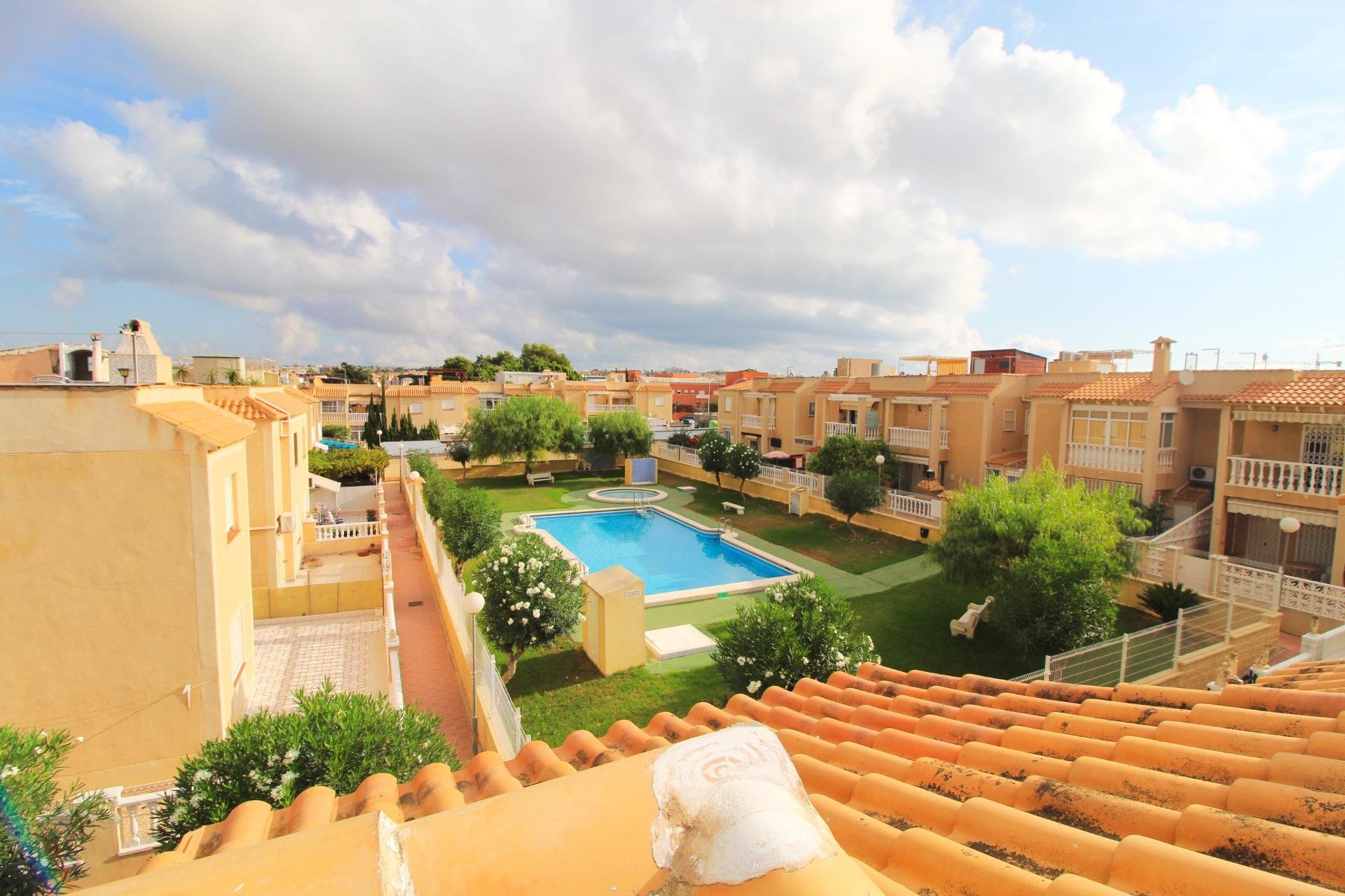 Reventa - Bungalow Planta Baja - Torrevieja - Aguas Nuevas