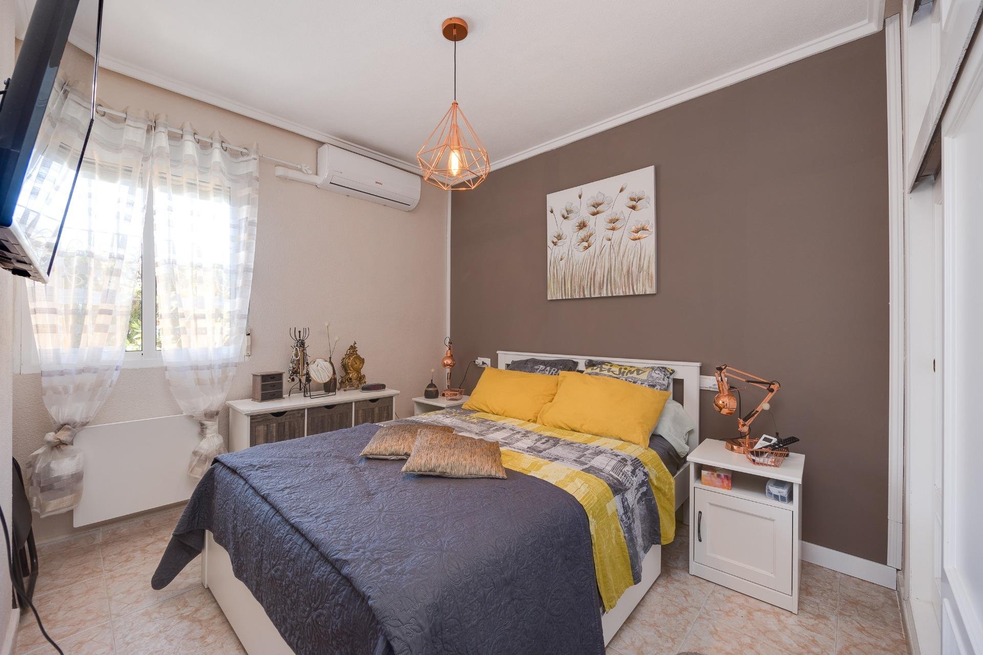 Reventa - Bungalow Planta Baja - Torrevieja - La veleta