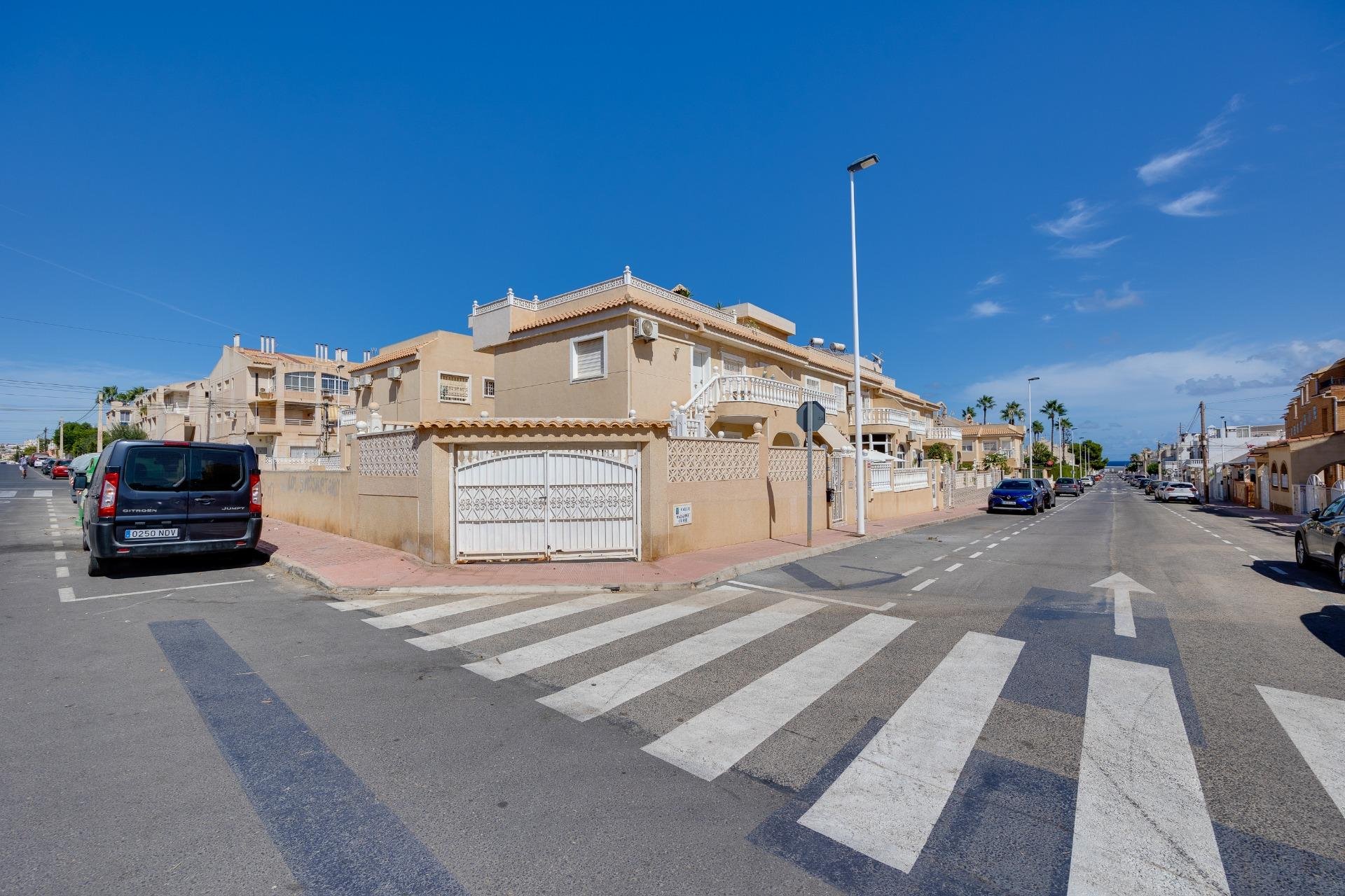 Reventa - Bungalow Planta Baja - Torrevieja - Los Frutales