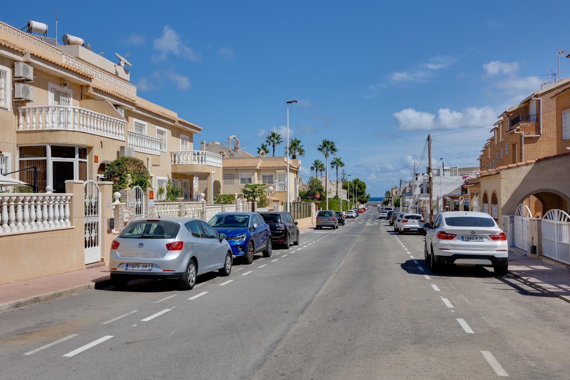 Reventa - Bungalow Planta Baja - Torrevieja - Los Frutales