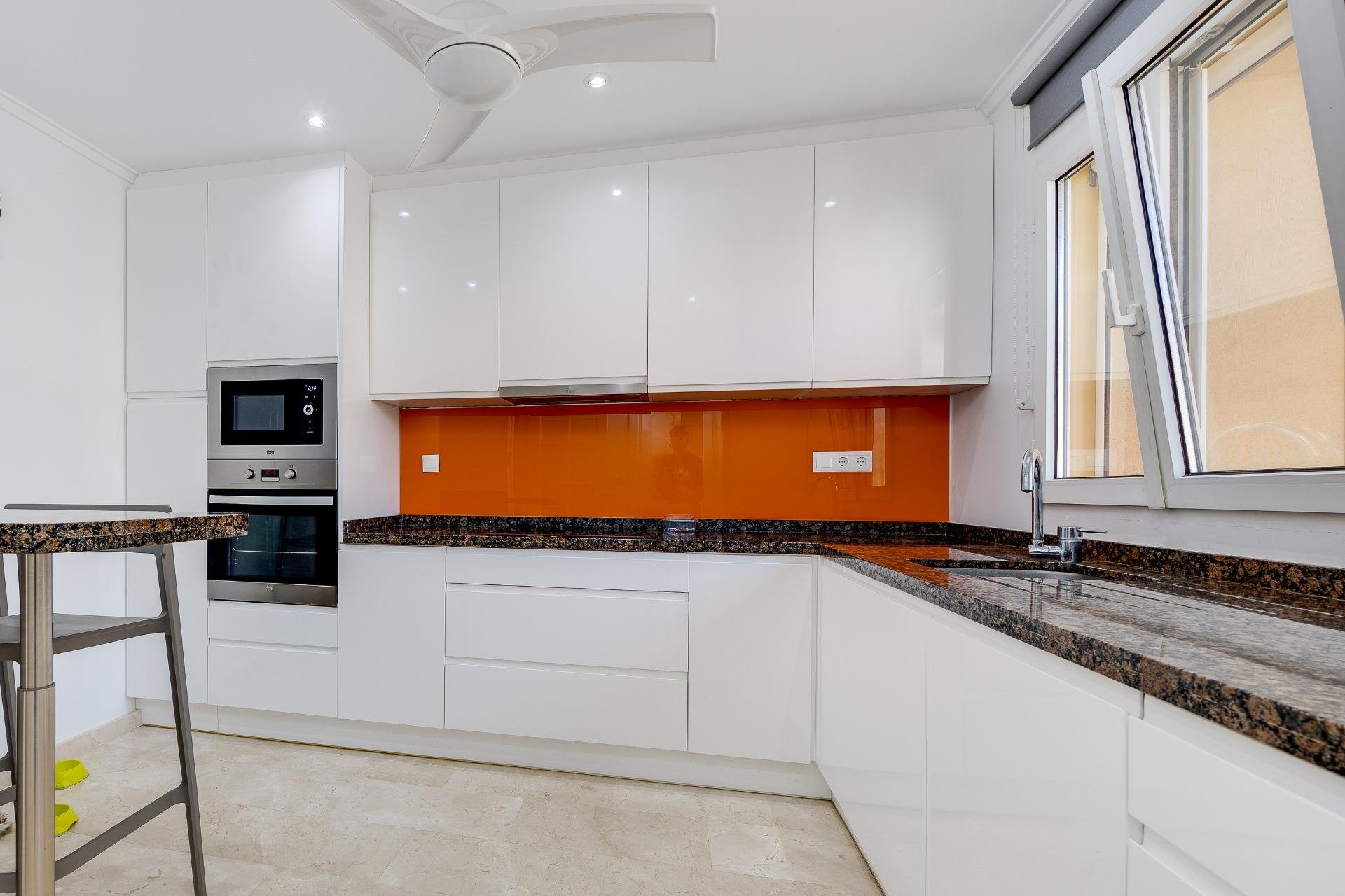 Reventa - Bungalow Planta Baja - Torrevieja - Mar azul