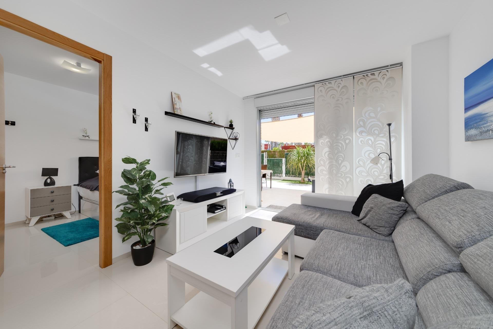 Reventa - Bungalow Planta Baja - Torrevieja - Sector 25