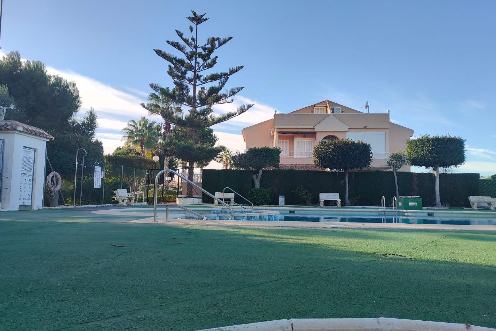 Reventa - Bungalow Planta Baja - Torrevieja - Torreblanca