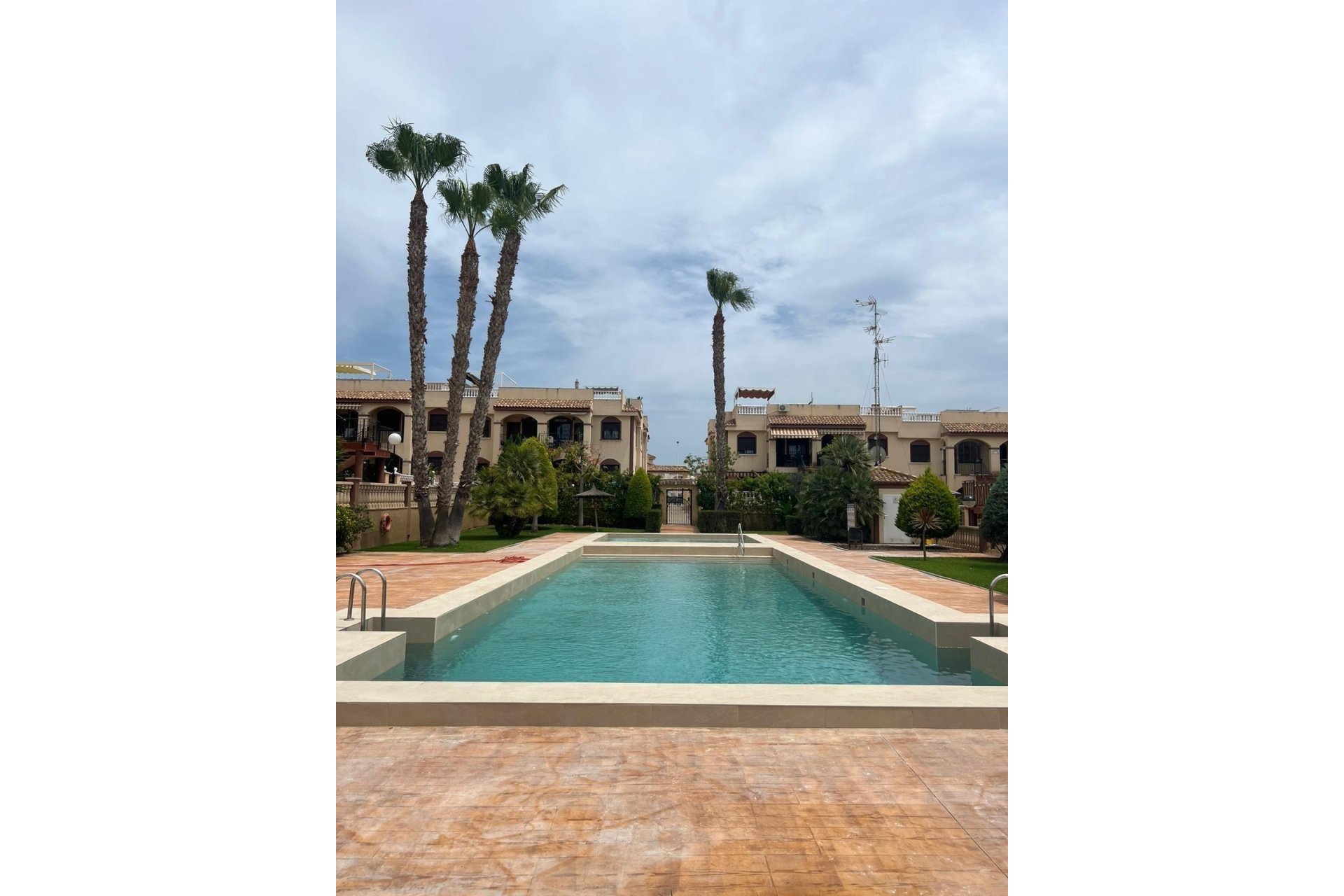 Reventa - Bungalow - Torrevieja - Aguas nuevas 1