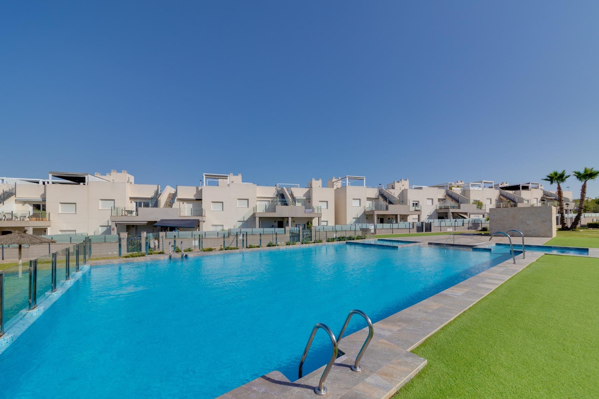 Reventa - Bungalow - Torrevieja - Aguas Nuevas